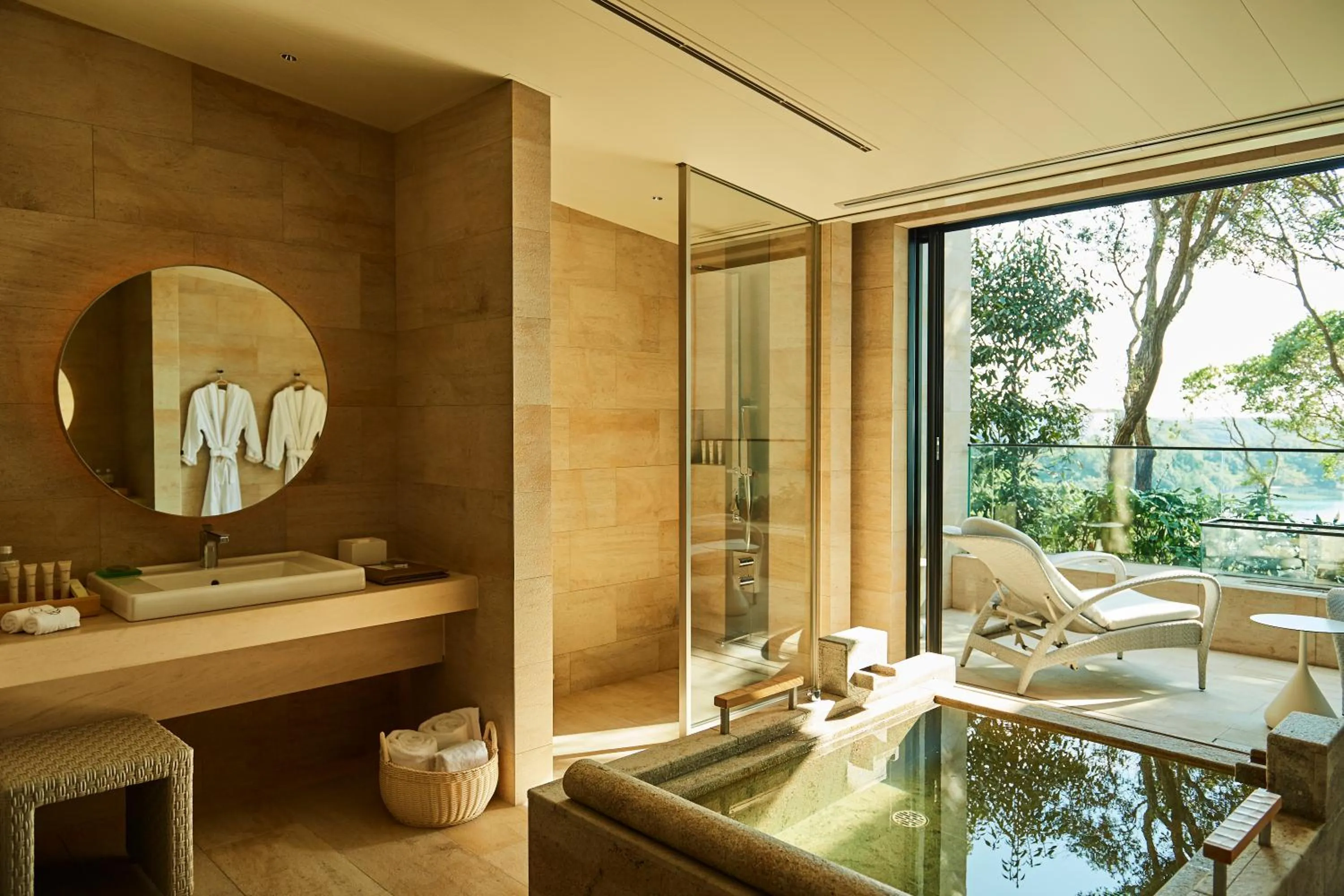 Hot Spring Bath in THE HIRAMATSU HOTELS & RESORTS KASHIKOJIMA