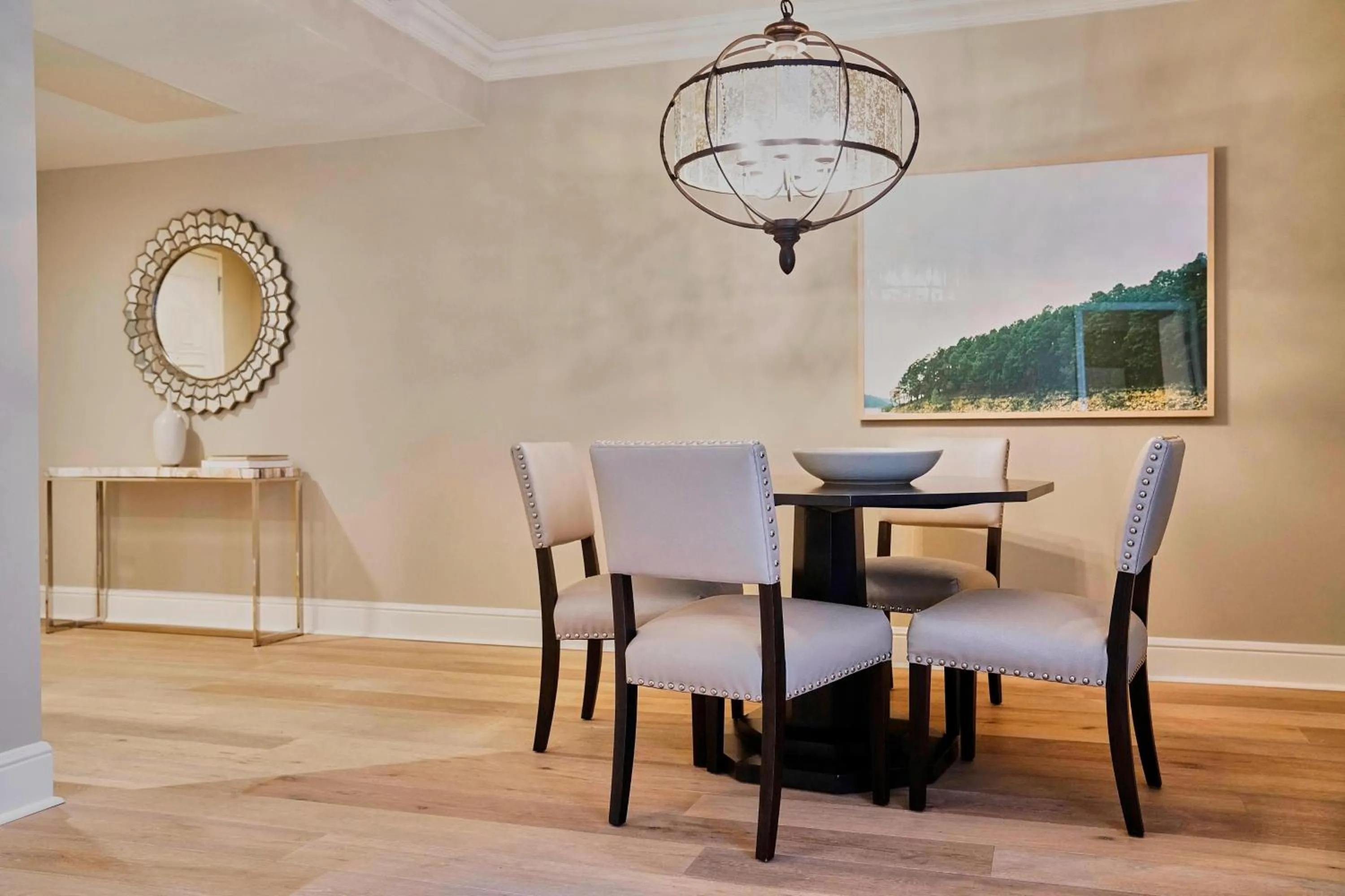 Photo of the whole room in The Adolphus, Autograph Collection