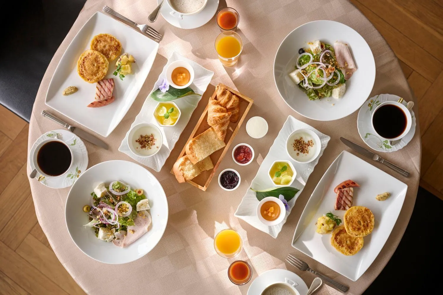 Restaurant/places to eat in THE HIRAMATSU HOTELS & RESORTS SENGOKUHARA HAKONE