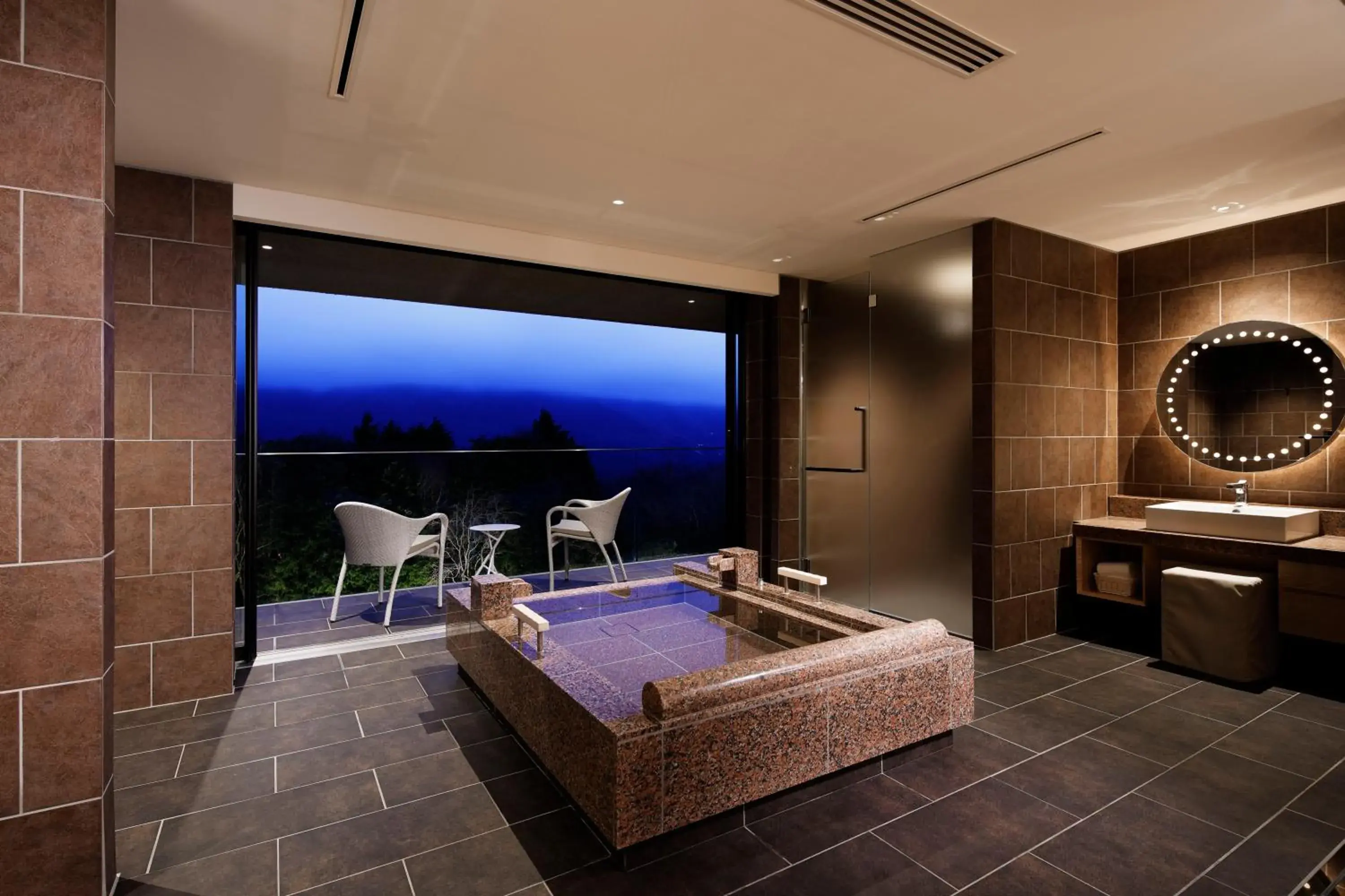 Bathroom in THE HIRAMATSU HOTELS & RESORTS SENGOKUHARA HAKONE Bathroom in THE HIRAMATSU HOTELS & RESORTS SENGOKUHARA HAKONE
