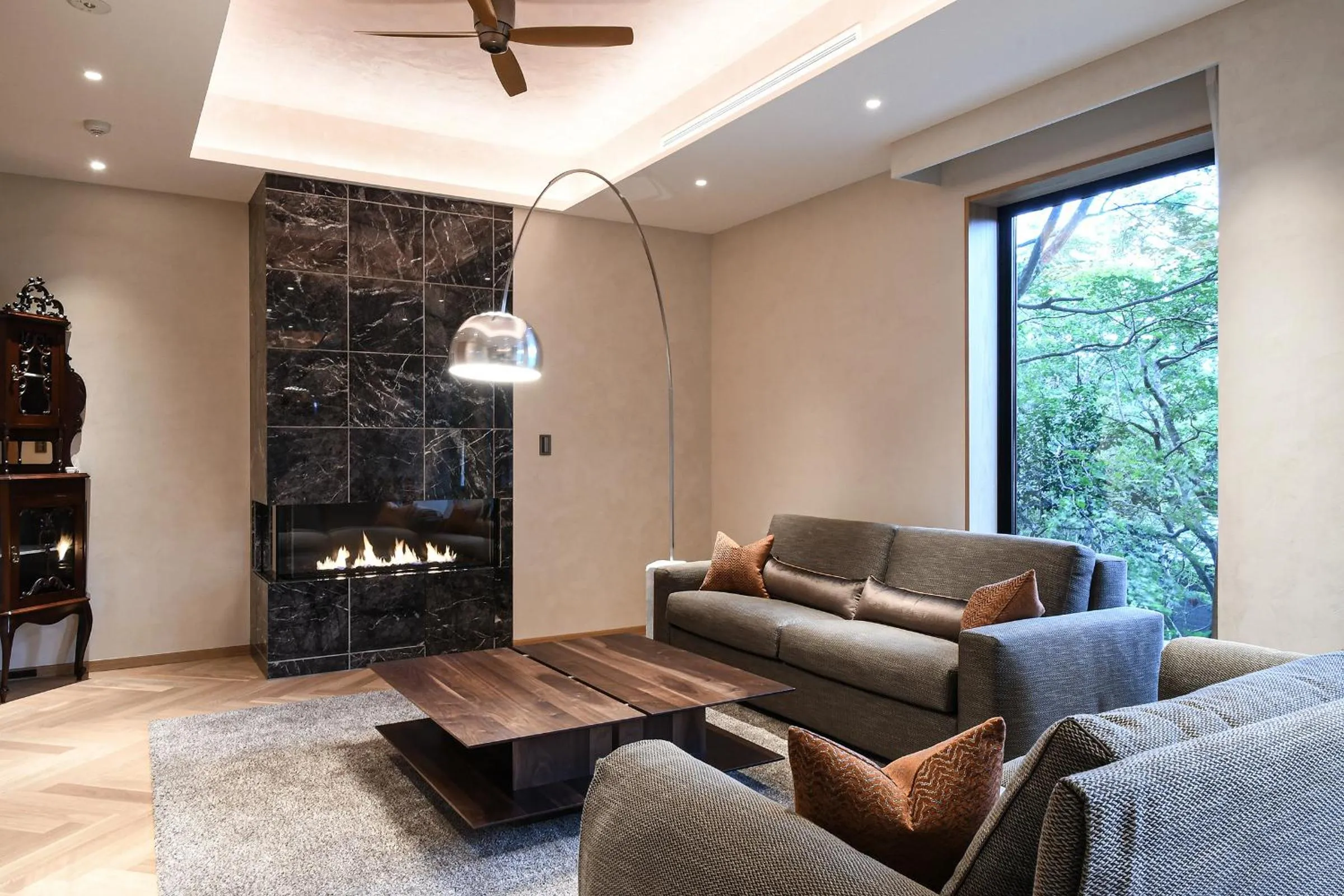 Living room in THE HIRAMATSU HOTELS & RESORTS SENGOKUHARA HAKONE