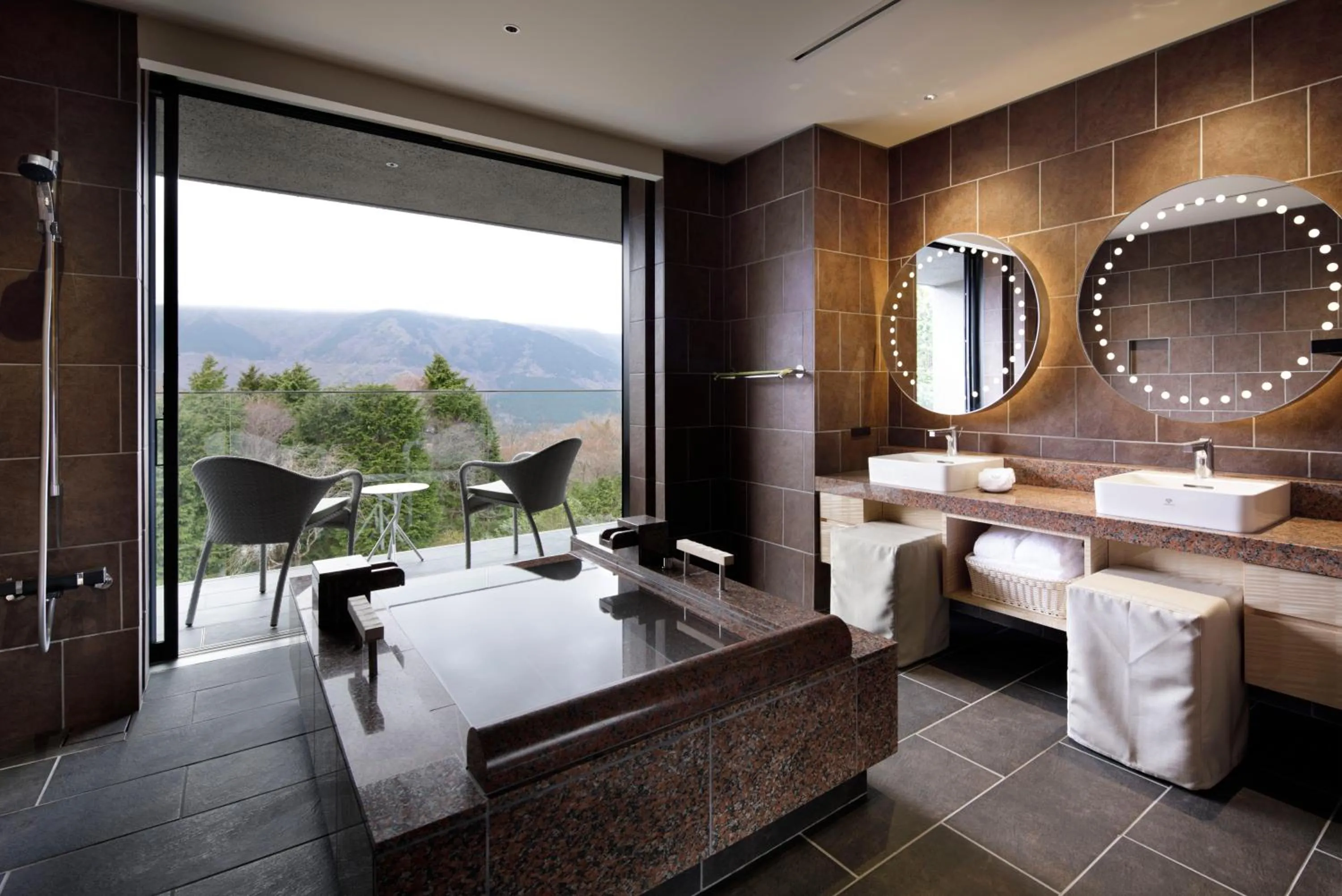 Bathroom in THE HIRAMATSU HOTELS & RESORTS SENGOKUHARA HAKONE