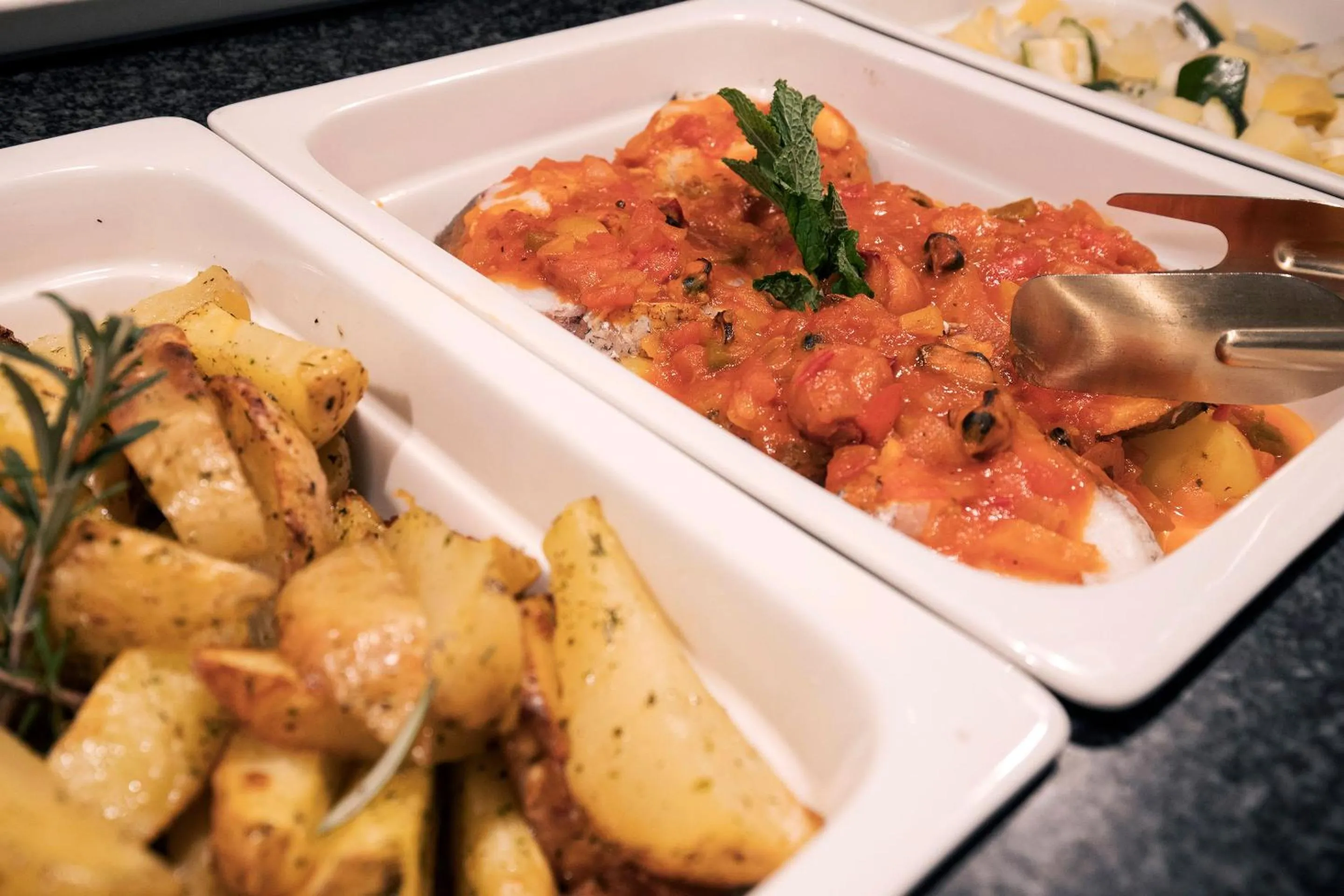 Food and drinks in Hotel Comtes d'Urgell by Nexta