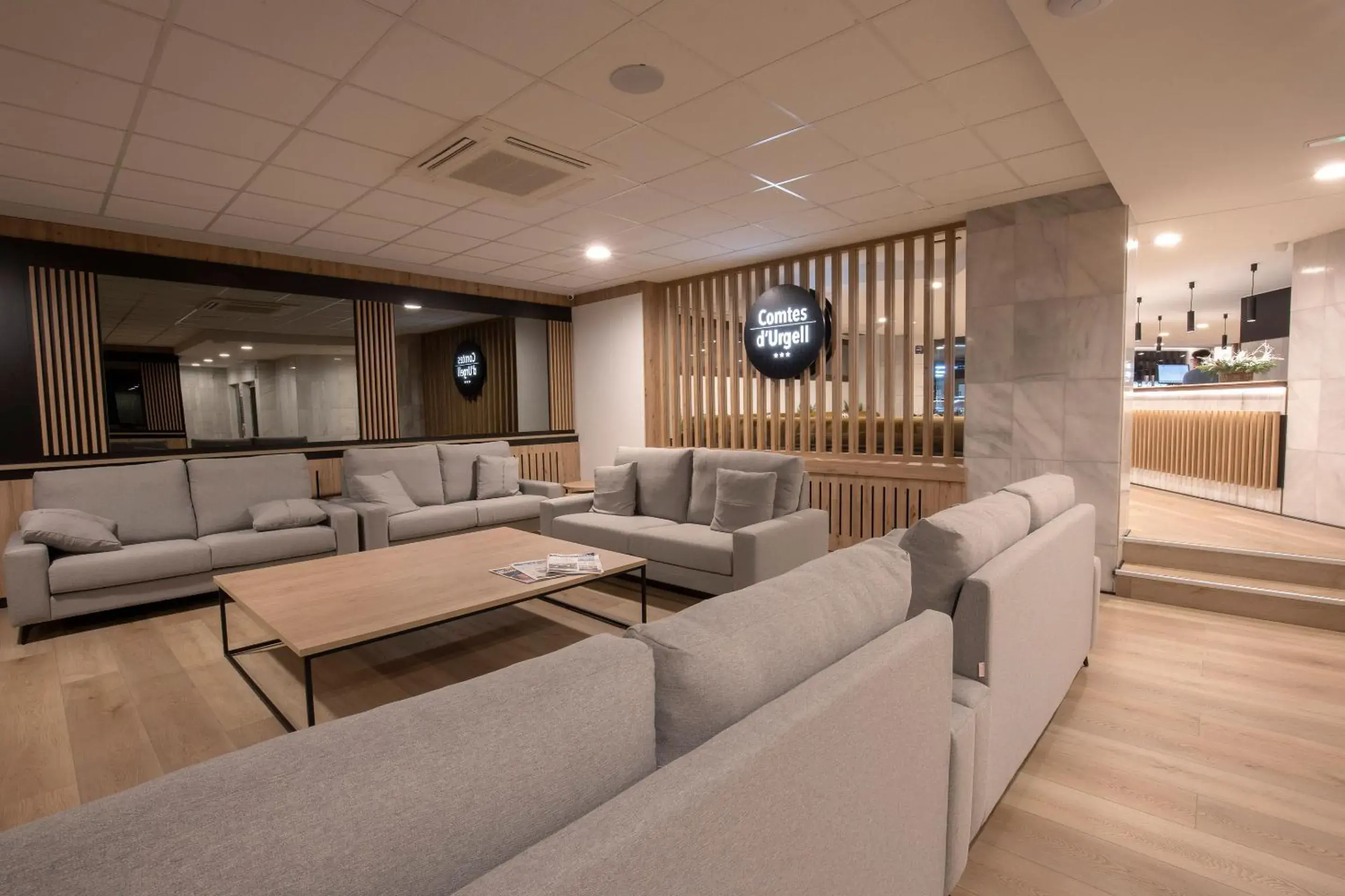 Living room in Hotel Comtes d'Urgell by Nexta Living room in Hotel Comtes d'Urgell by Nexta
