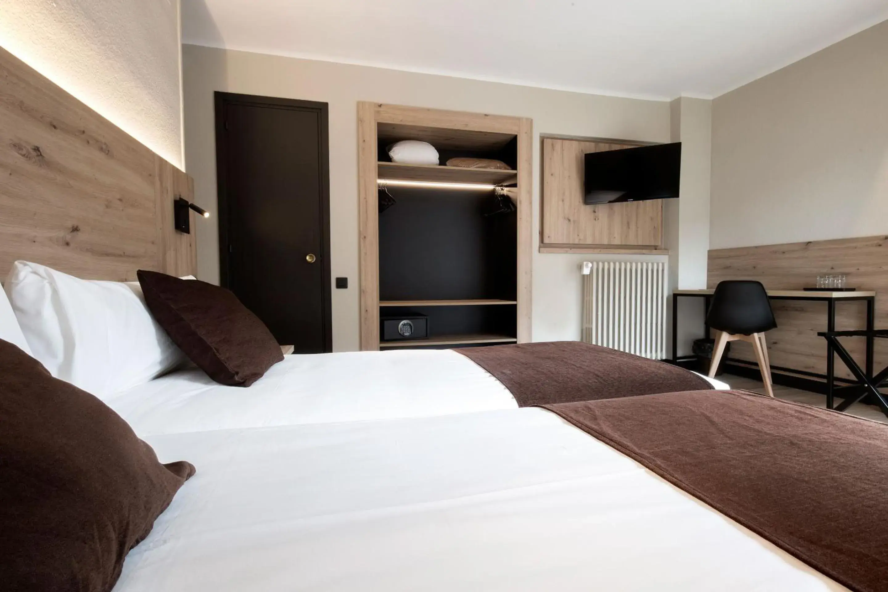 Bed in Hotel Comtes d'Urgell by Nexta Bed in Hotel Comtes d'Urgell by Nexta