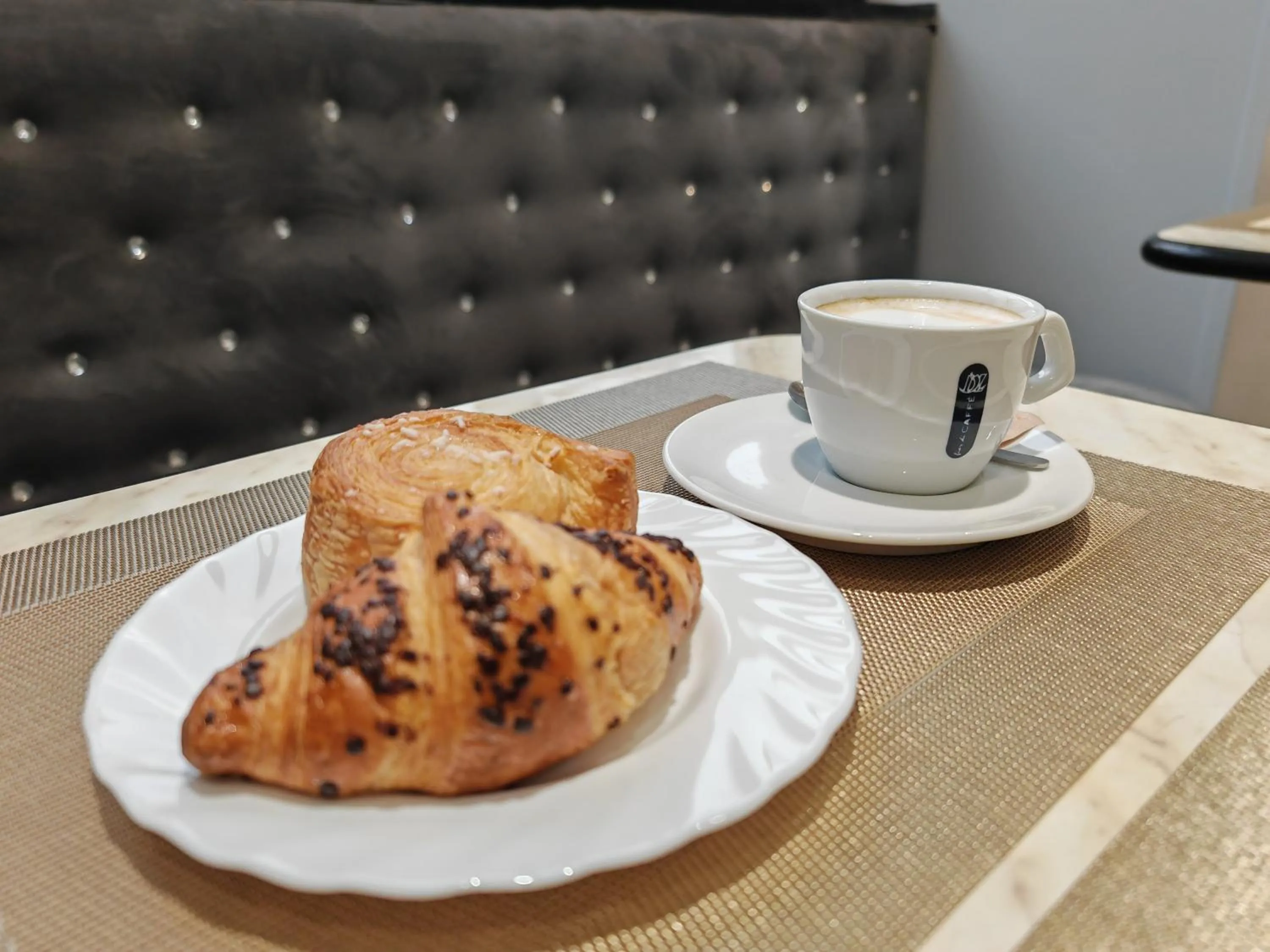 Breakfast in Hotel Romano