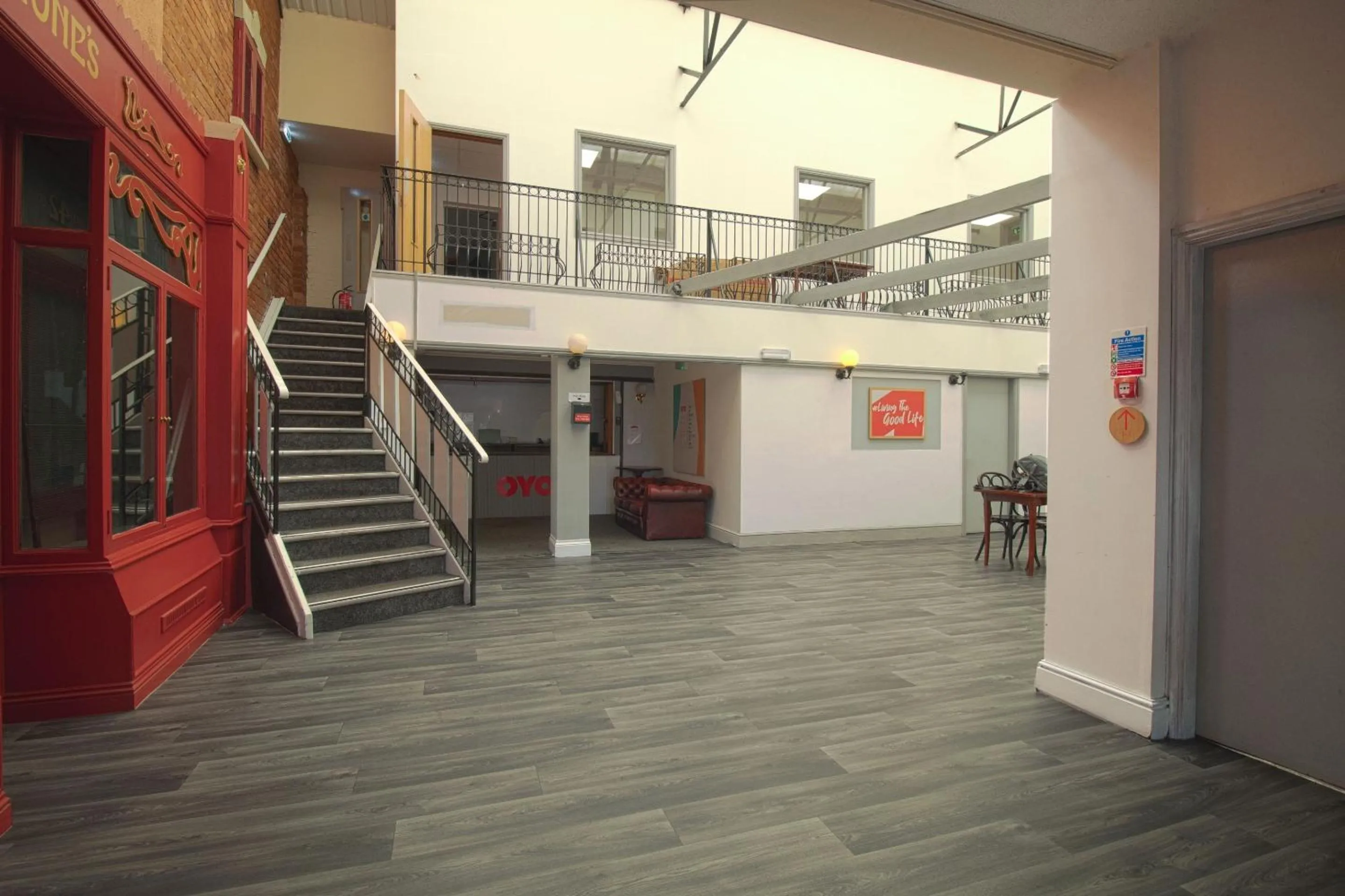 Lobby or reception in OYO Hotel Clamart