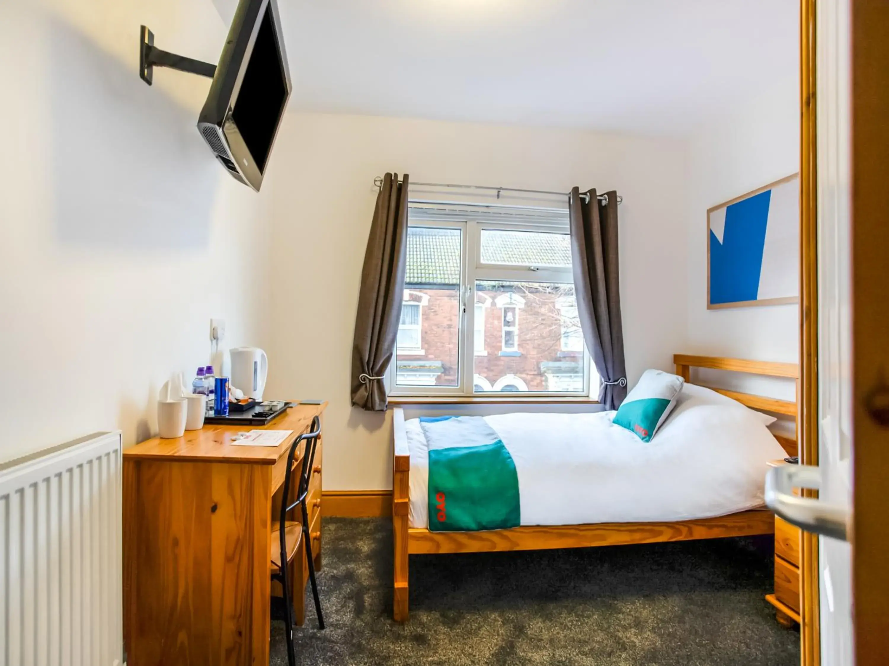 Standard Single Room in OYO Hotel Clamart Standard Single Room in OYO Hotel Clamart