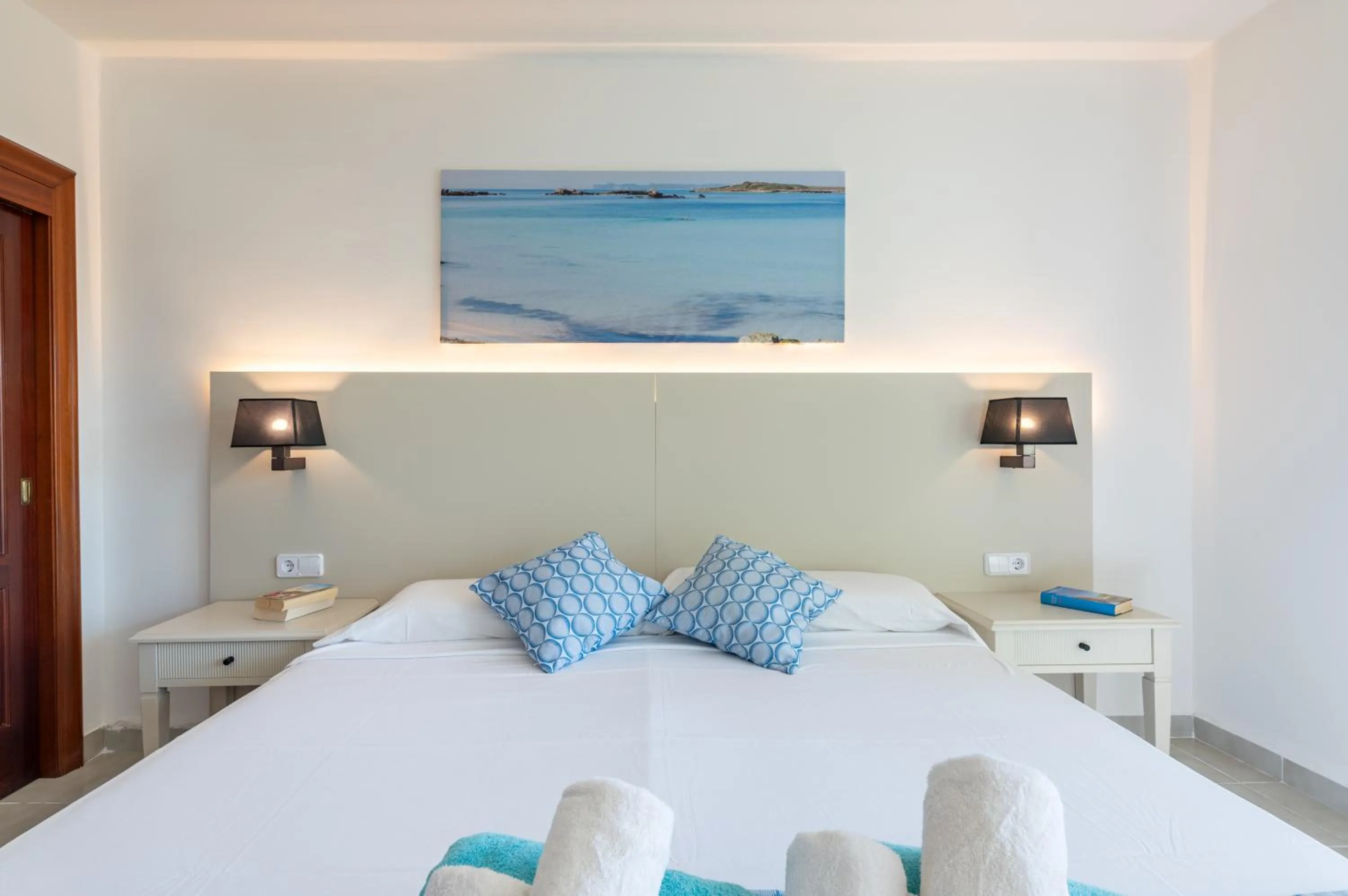 Bed in Hotel Martorell by MHR