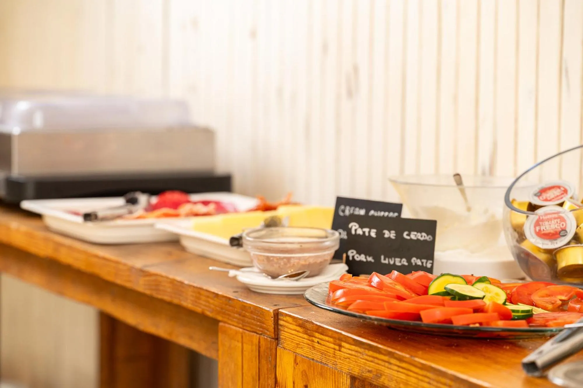 Breakfast in Hotel Martorell by MHR