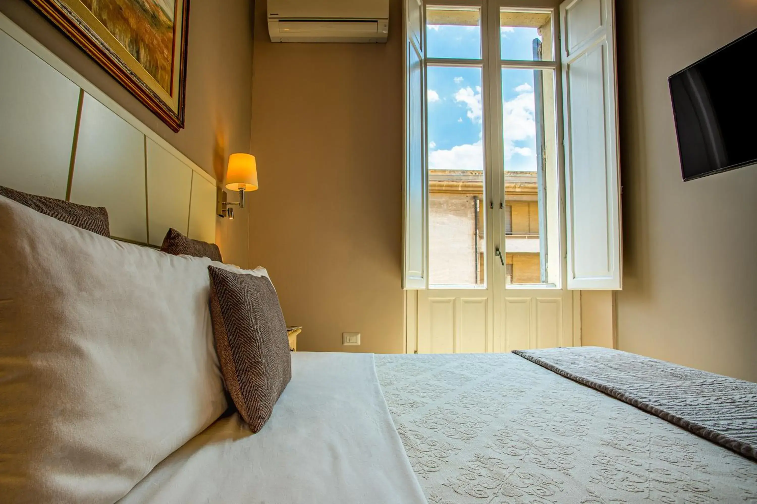 Bed in Marlin Rooms Bed in Marlin Rooms