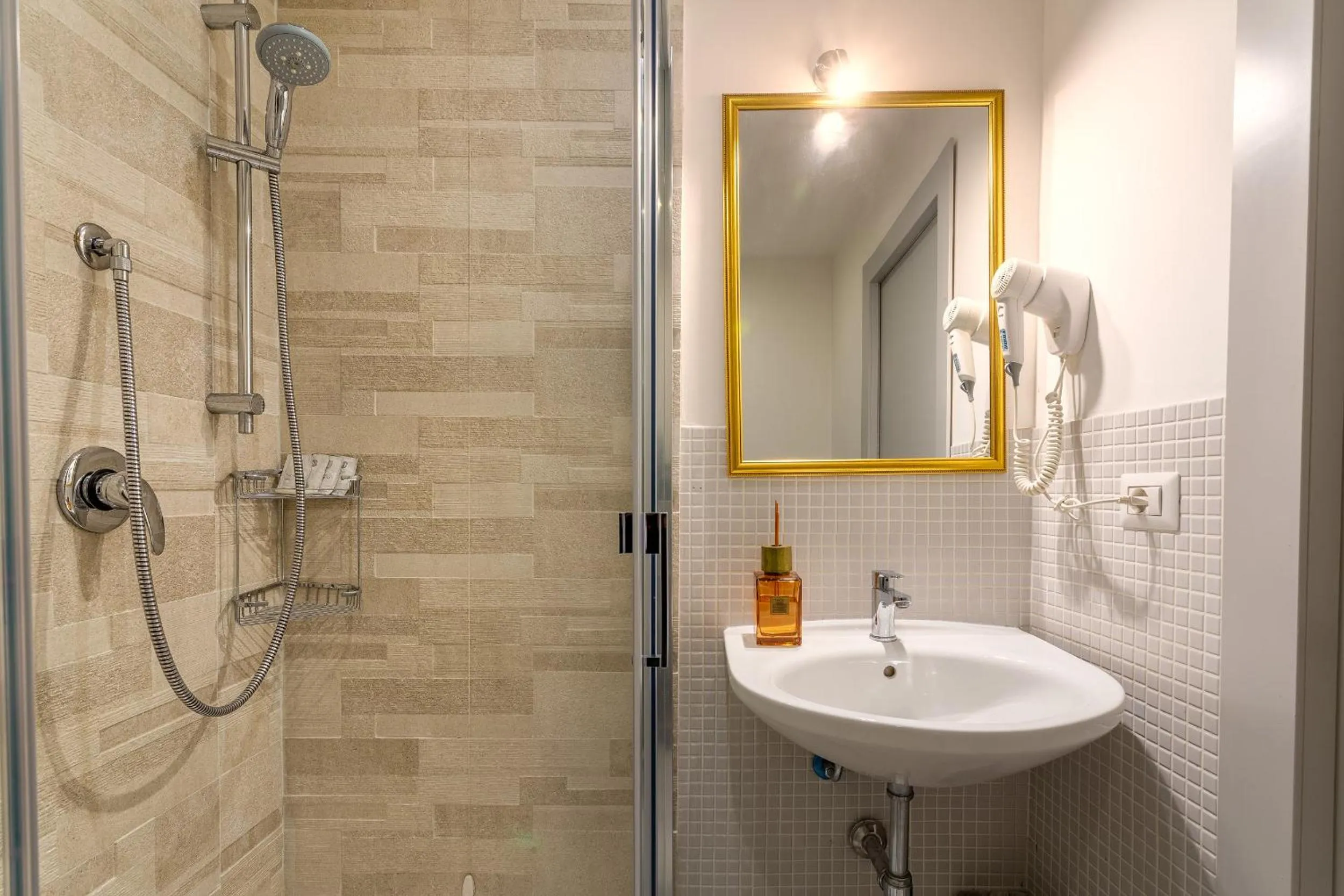 Shower in Marlin Rooms