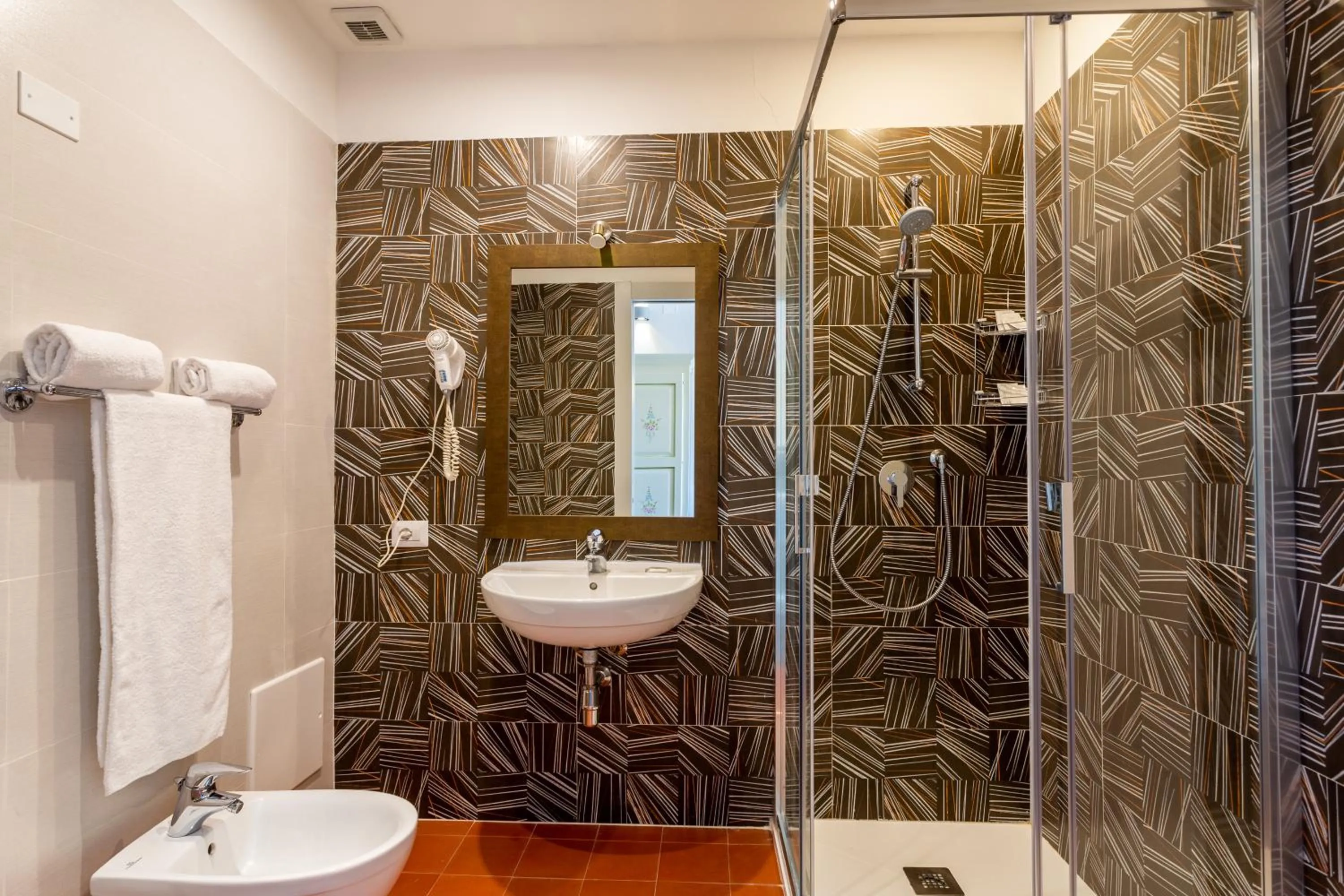 Shower in Marlin Rooms