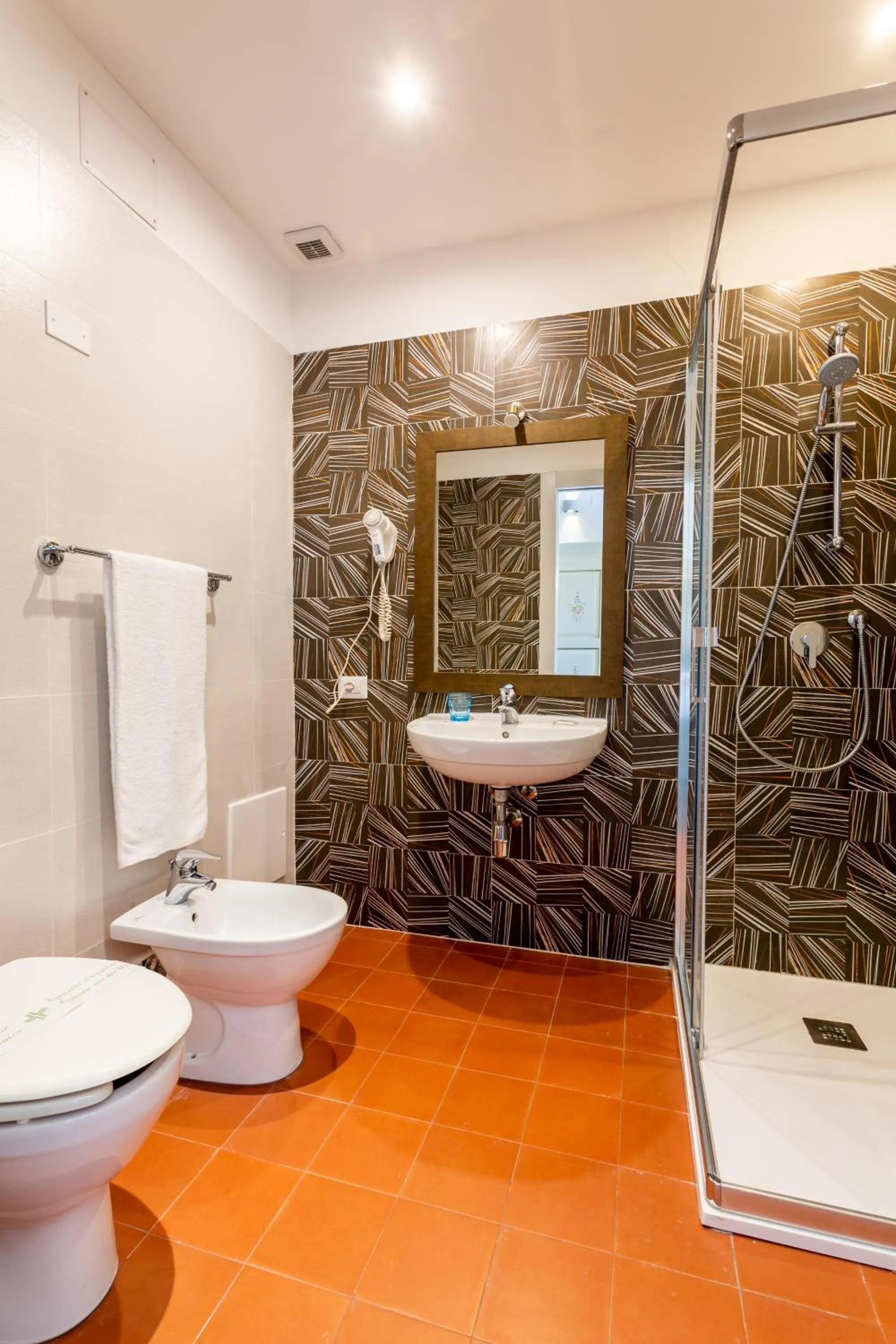 Shower in Marlin Rooms