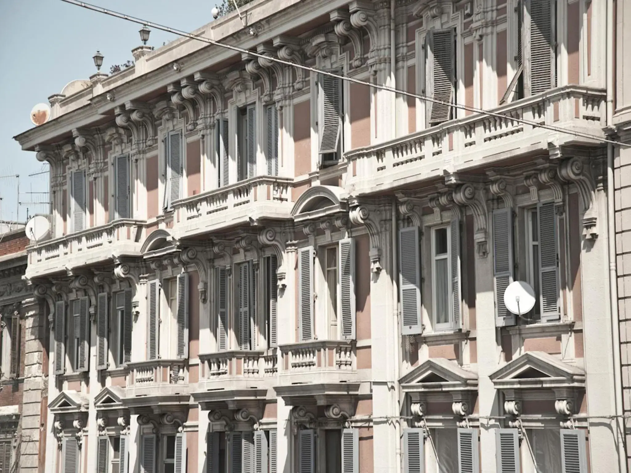 Property building in Marlin Rooms Property building in Marlin Rooms