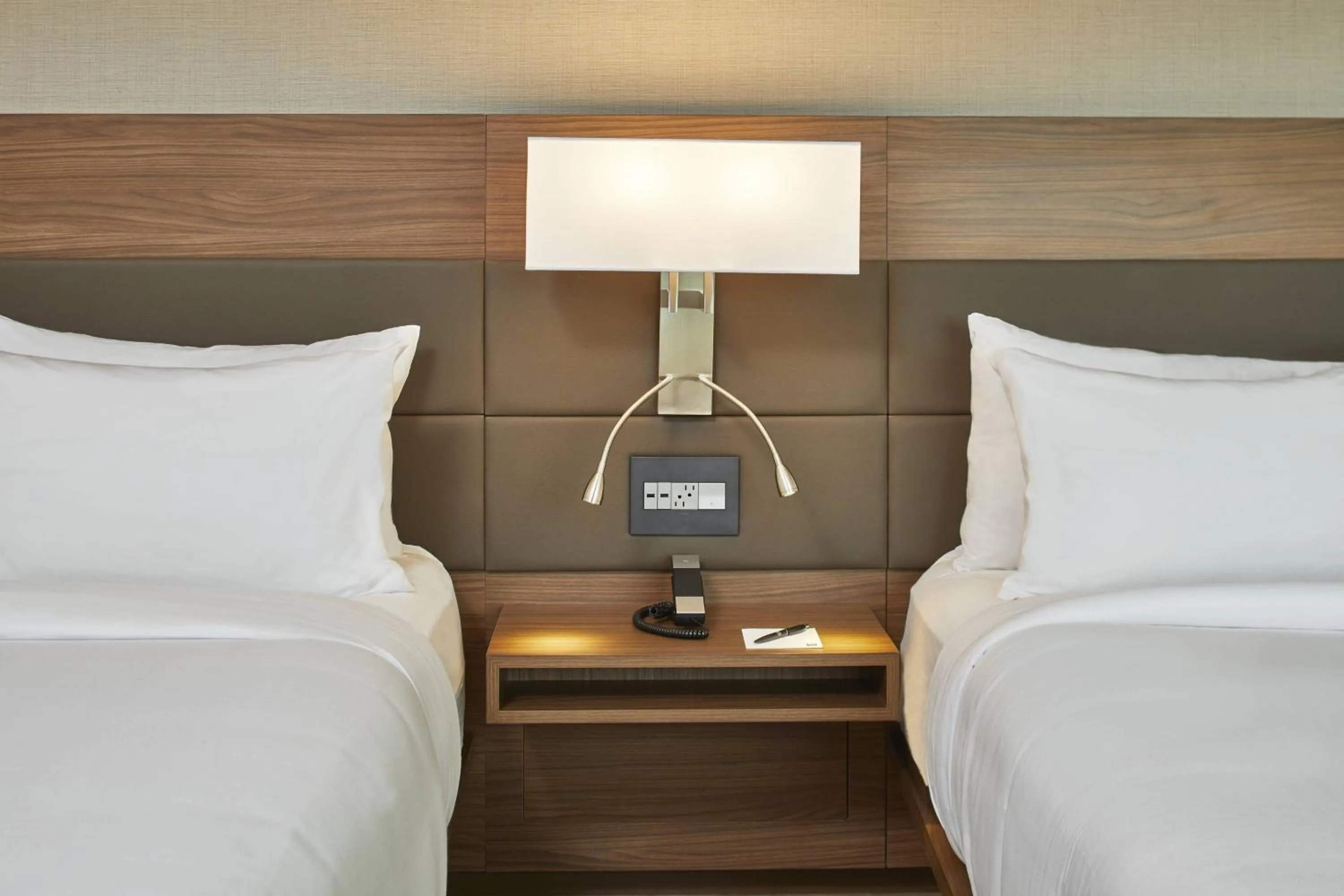 Bedroom, Bed in AC Hotel by Marriott Atlanta Airport Gateway