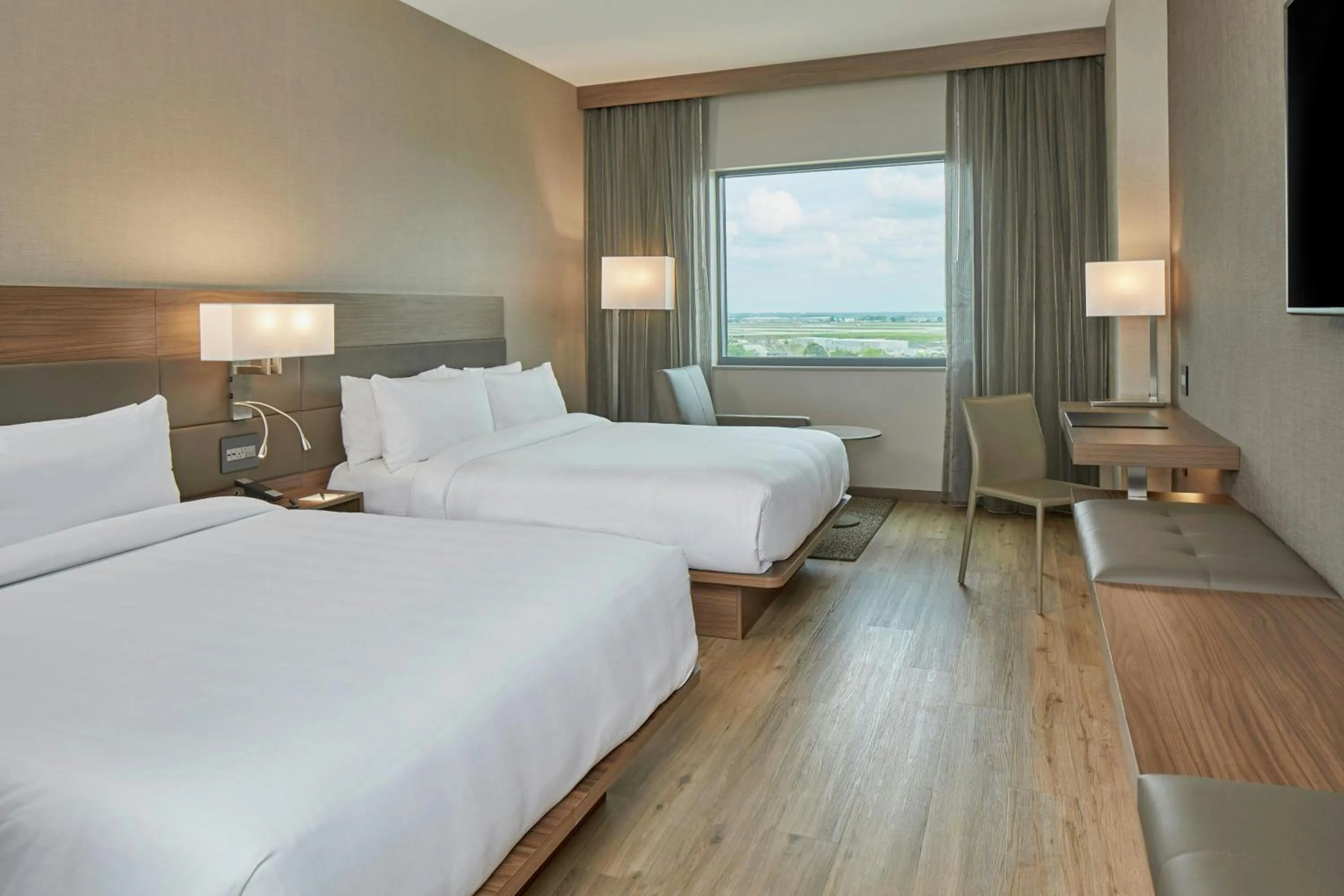 Bedroom, Bed in AC Hotel by Marriott Atlanta Airport Gateway