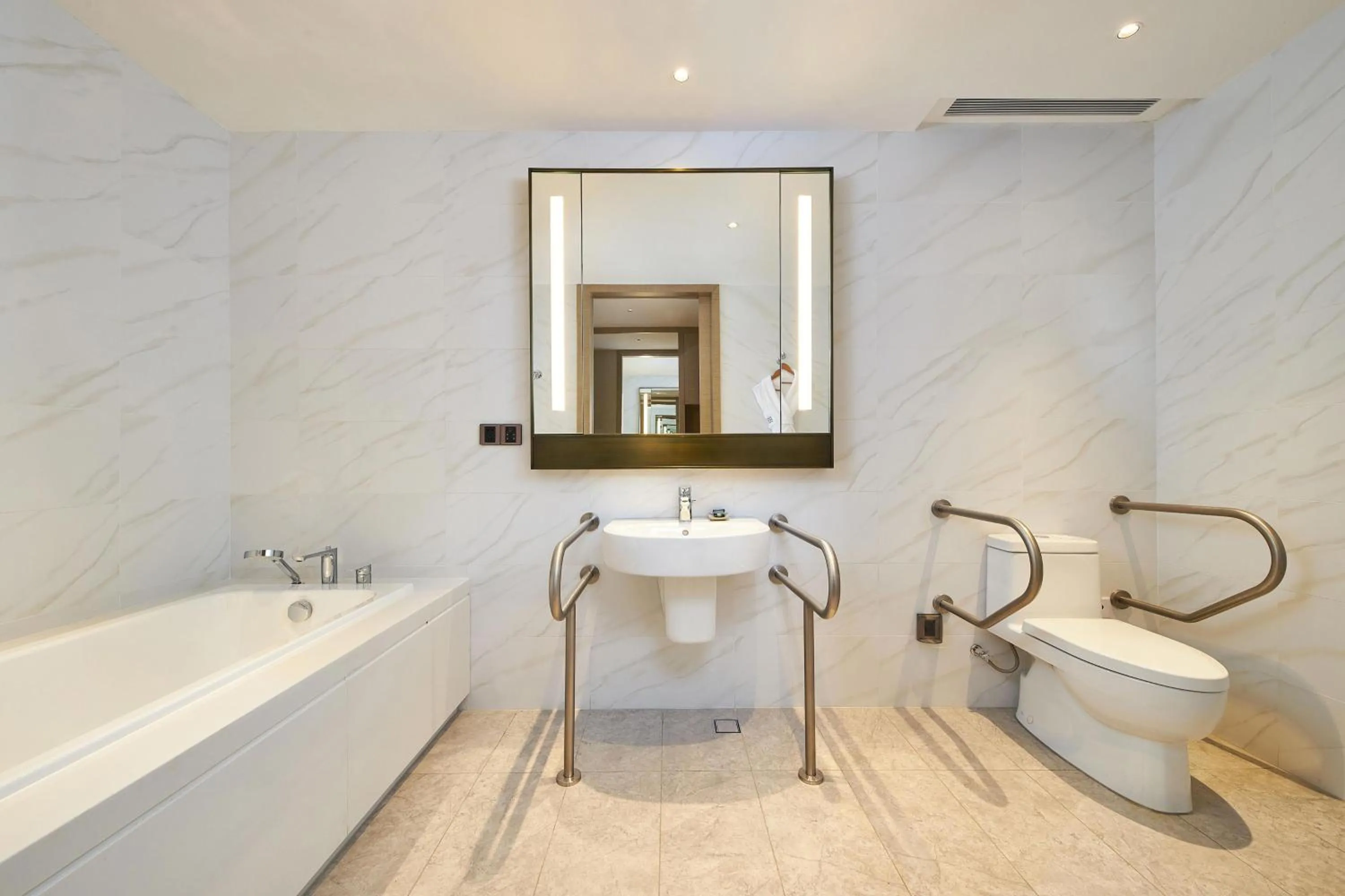 Bathroom in Four Points by Sheraton Jiaxing