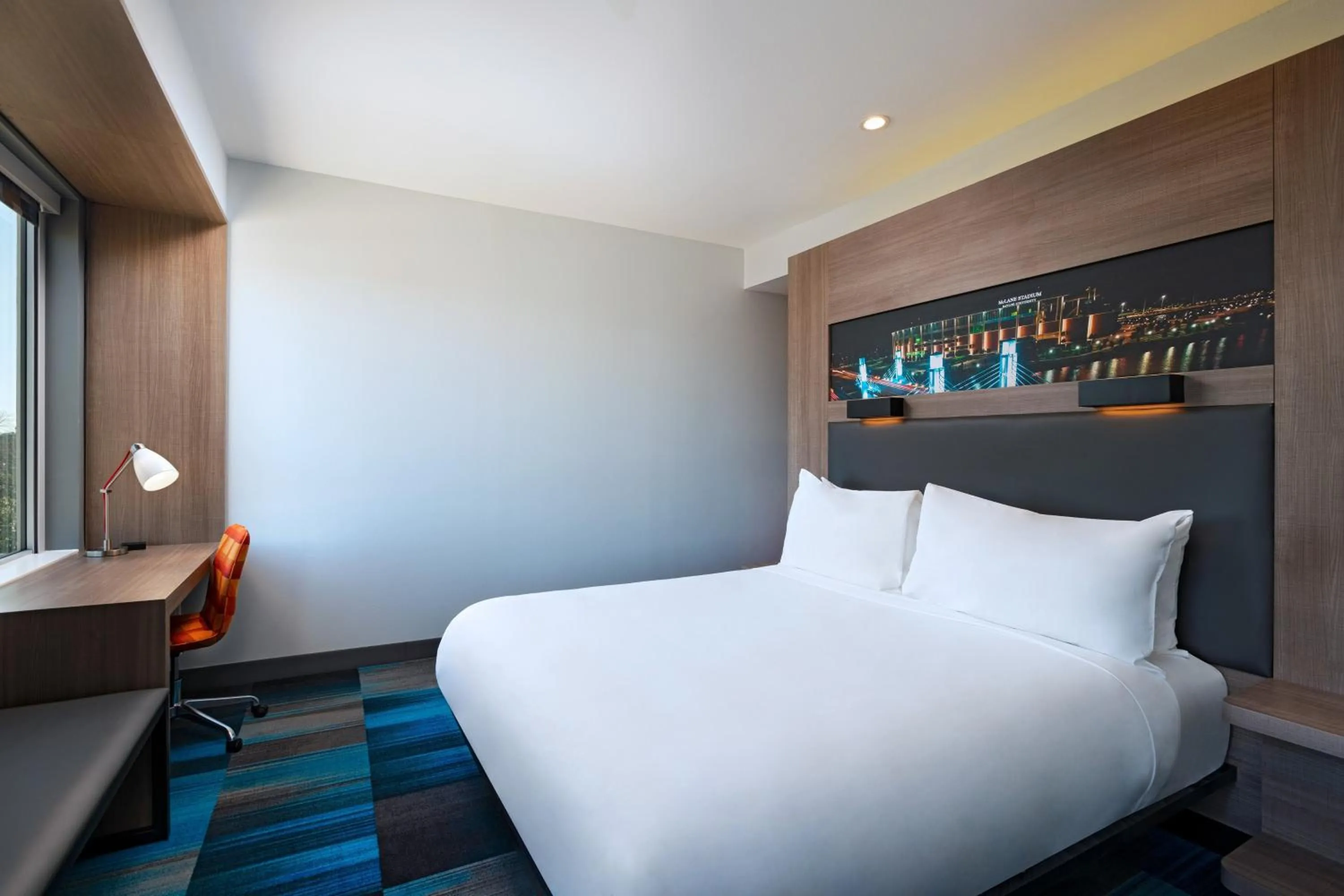 Photo of the whole room, Bed in Aloft Waco Downtown