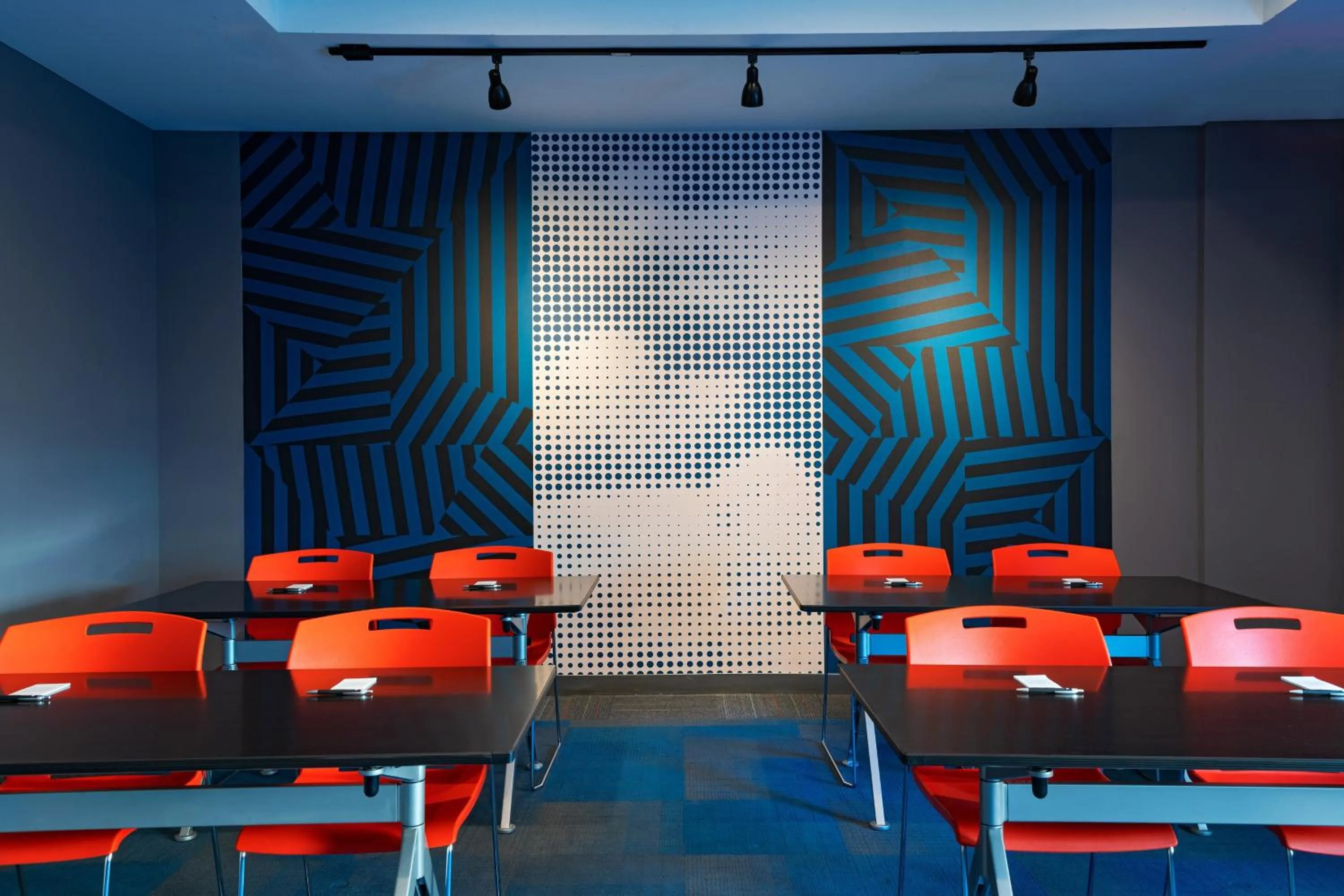 Meeting/conference room in Aloft Waco Downtown