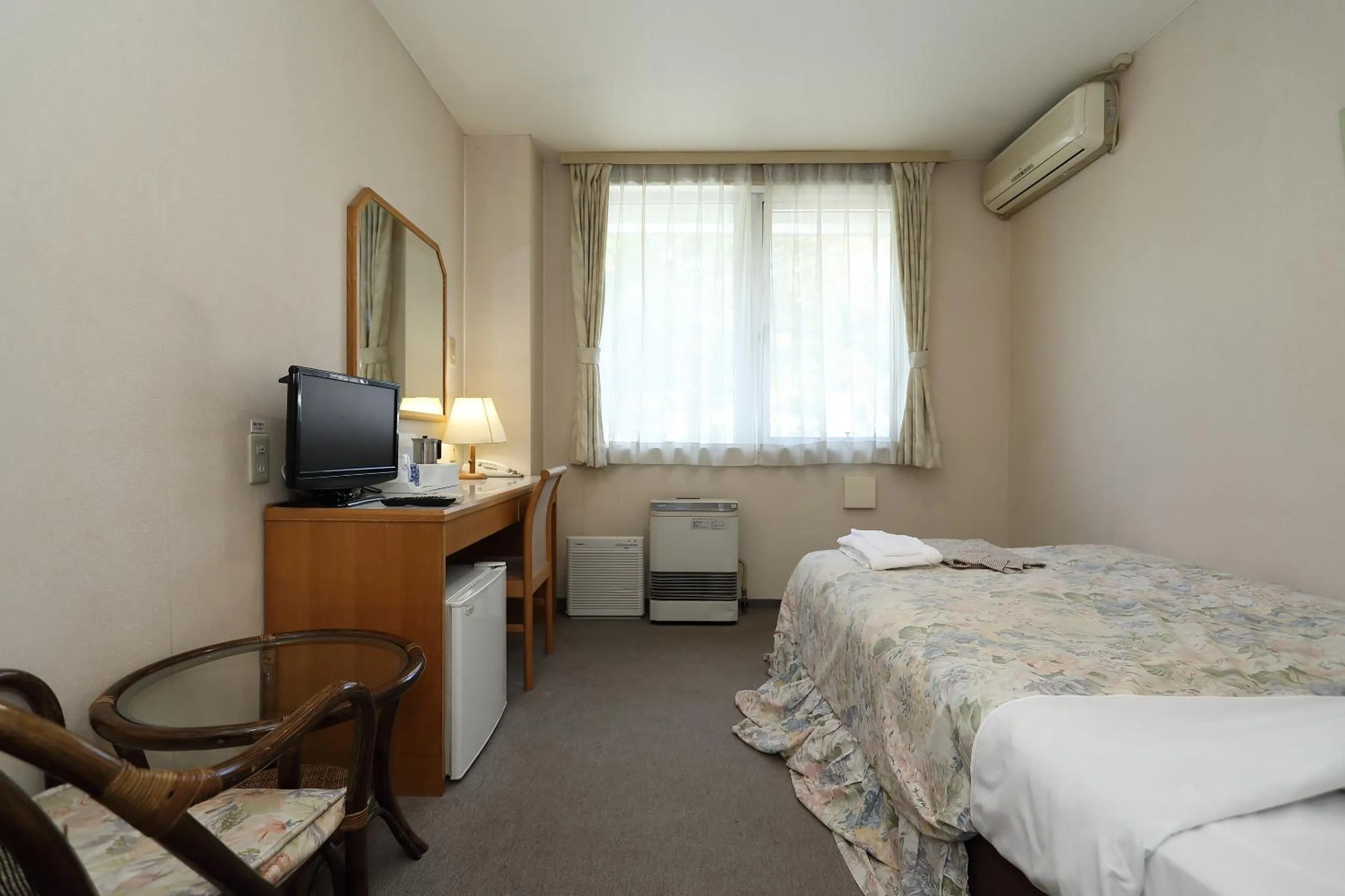 Bedroom, Bed in Hotel Tensui