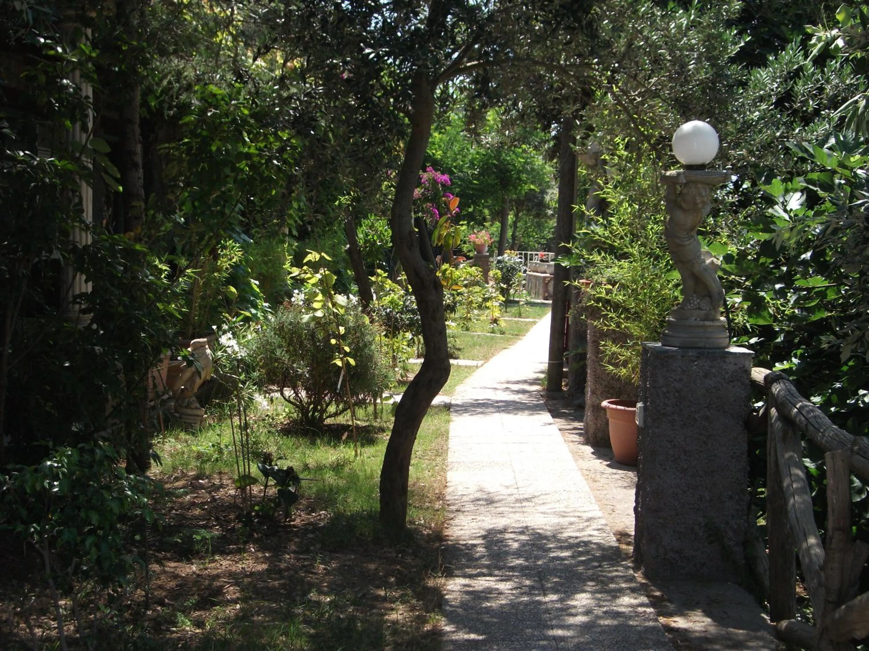 Facade/entrance in Villa Neptunus