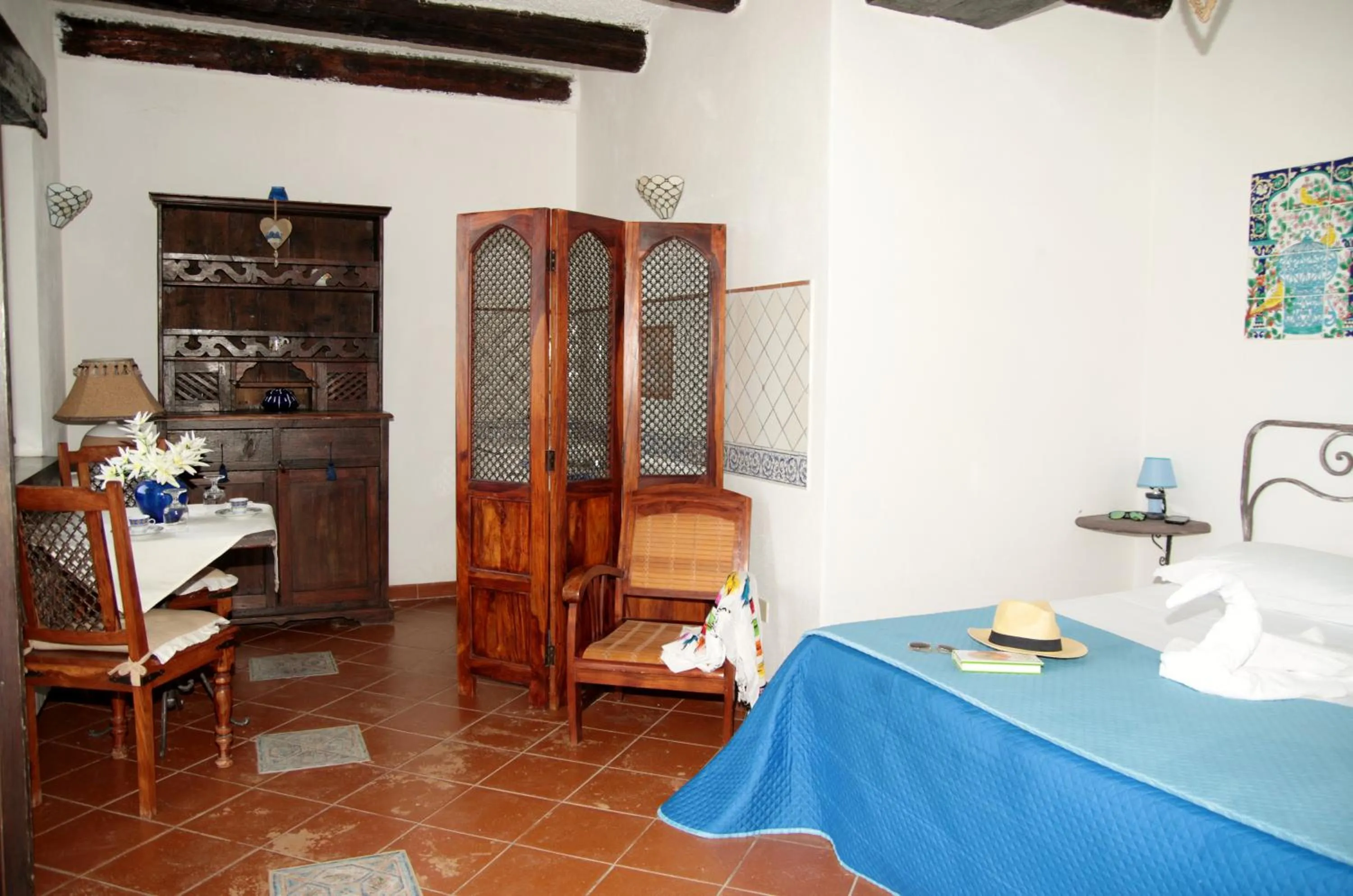 Photo of the whole room in Villa Neptunus