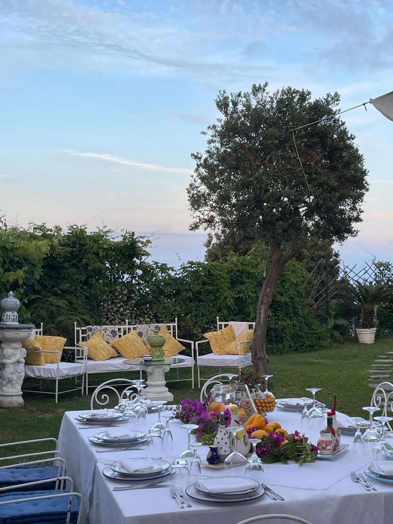 Restaurant/places to eat in Villa Neptunus