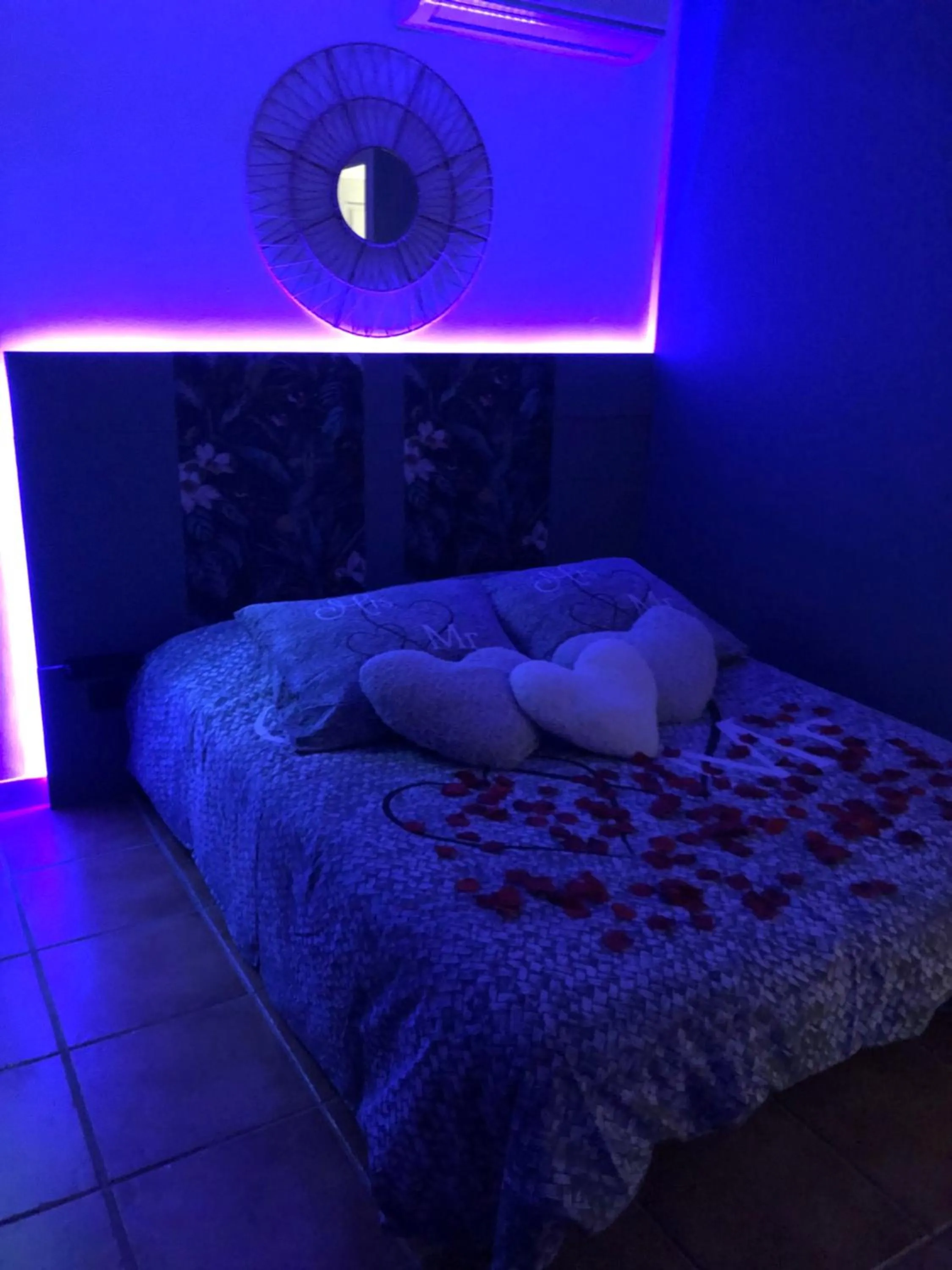 Bed in Une Pause Douceur - Suite Orchidée