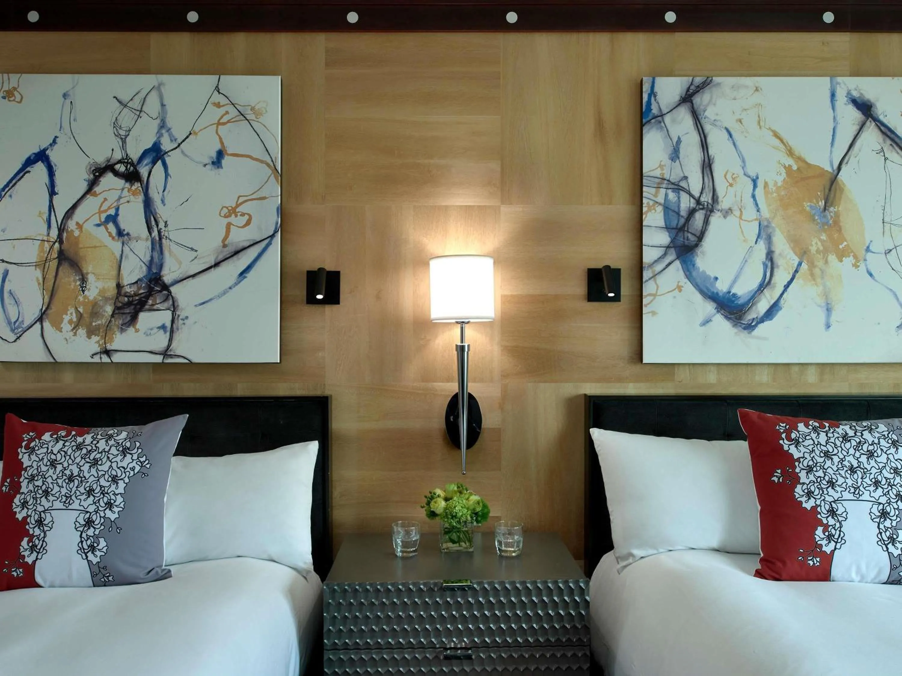 Bedroom, Bed in Sofitel Philadelphia at Rittenhouse Square