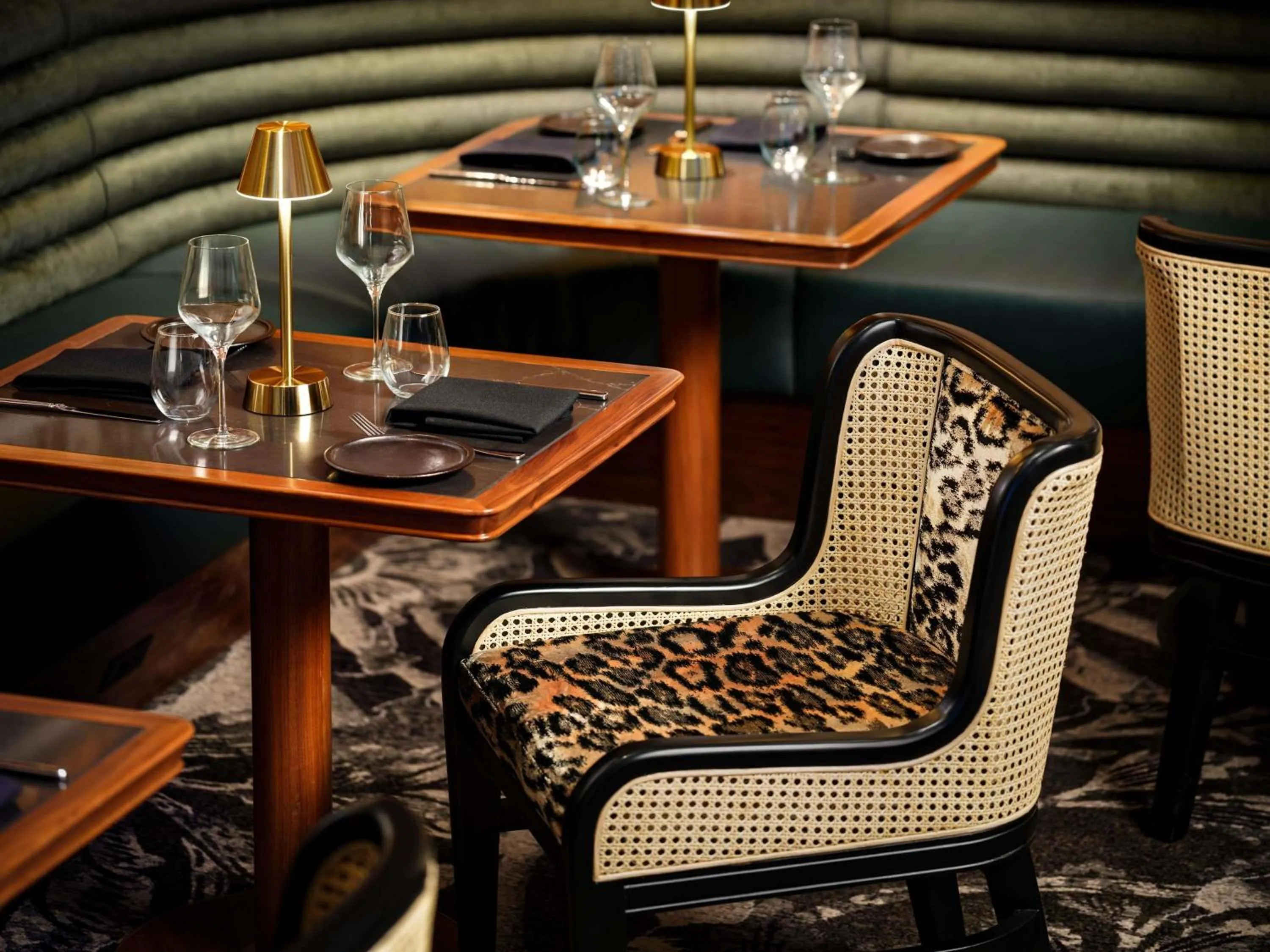 Restaurant/places to eat in Sofitel Philadelphia at Rittenhouse Square