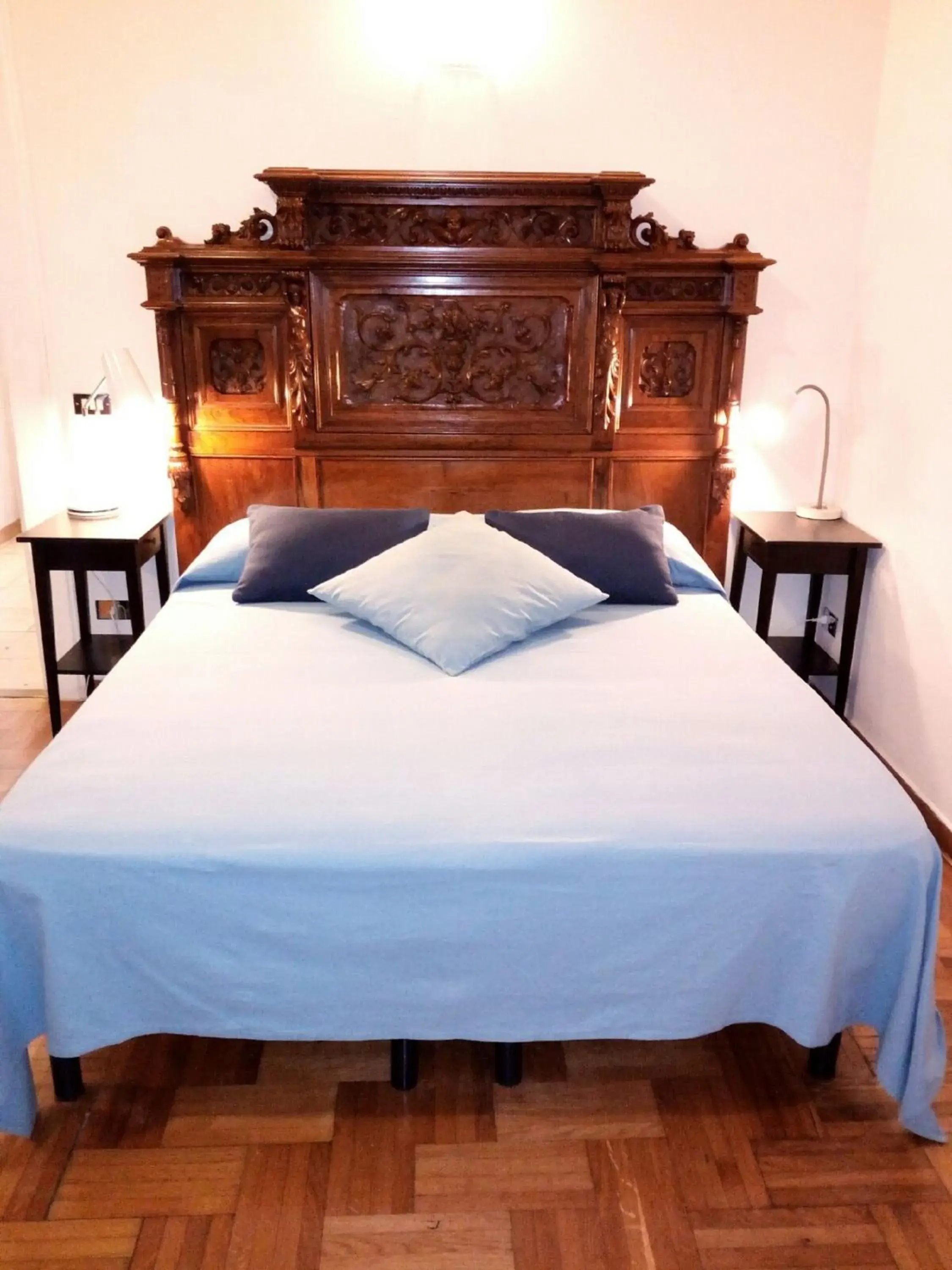 Double or Twin Room with Balcony in B&B Amedeo Double or Twin Room with Balcony in B&B Amedeo