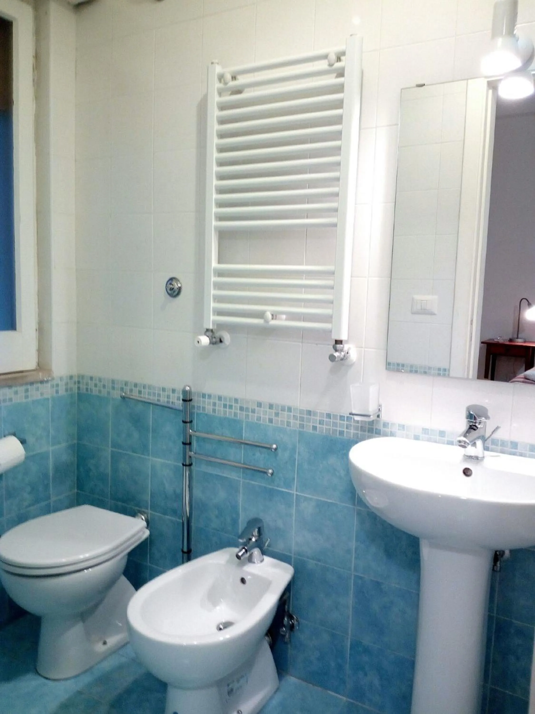 Bathroom in B&B Amedeo