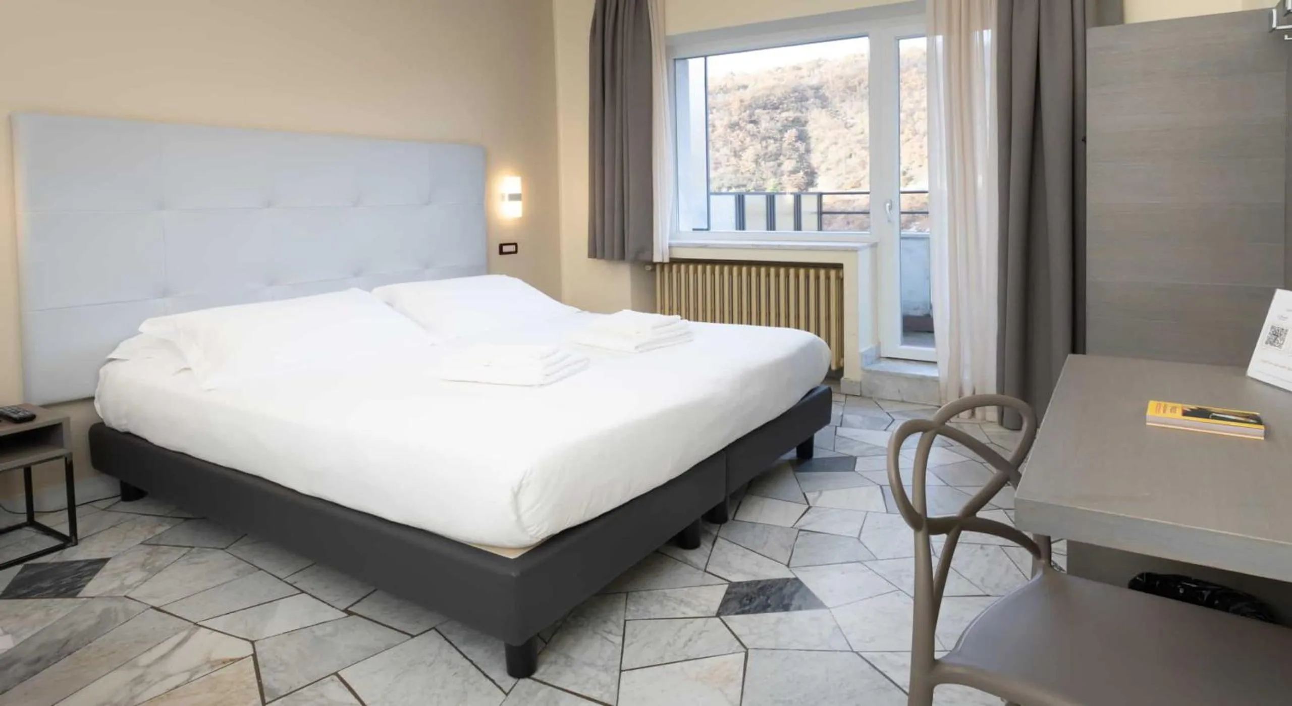 Bed in Hotel Delle Rose