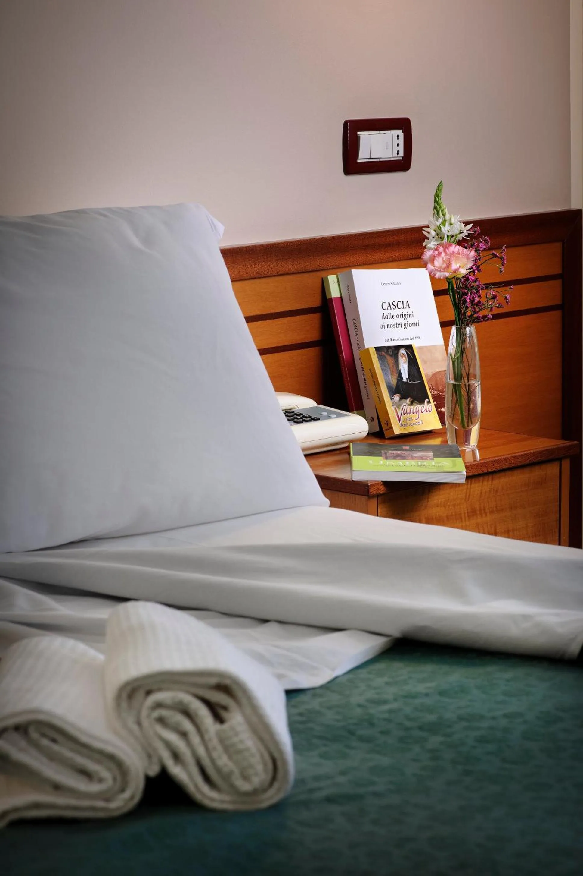 Bed in Hotel Delle Rose