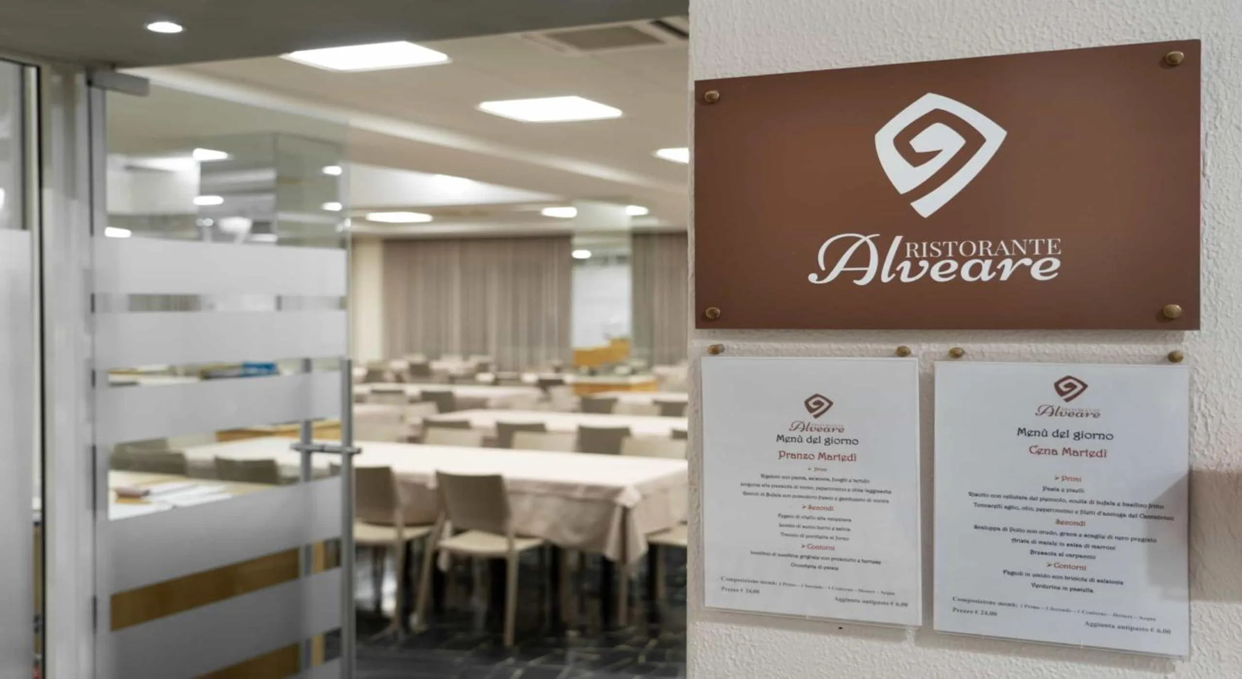 Restaurant/places to eat in Hotel Delle Rose