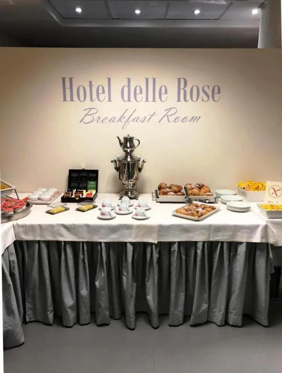 Restaurant/places to eat in Hotel Delle Rose Restaurant/places to eat in Hotel Delle Rose