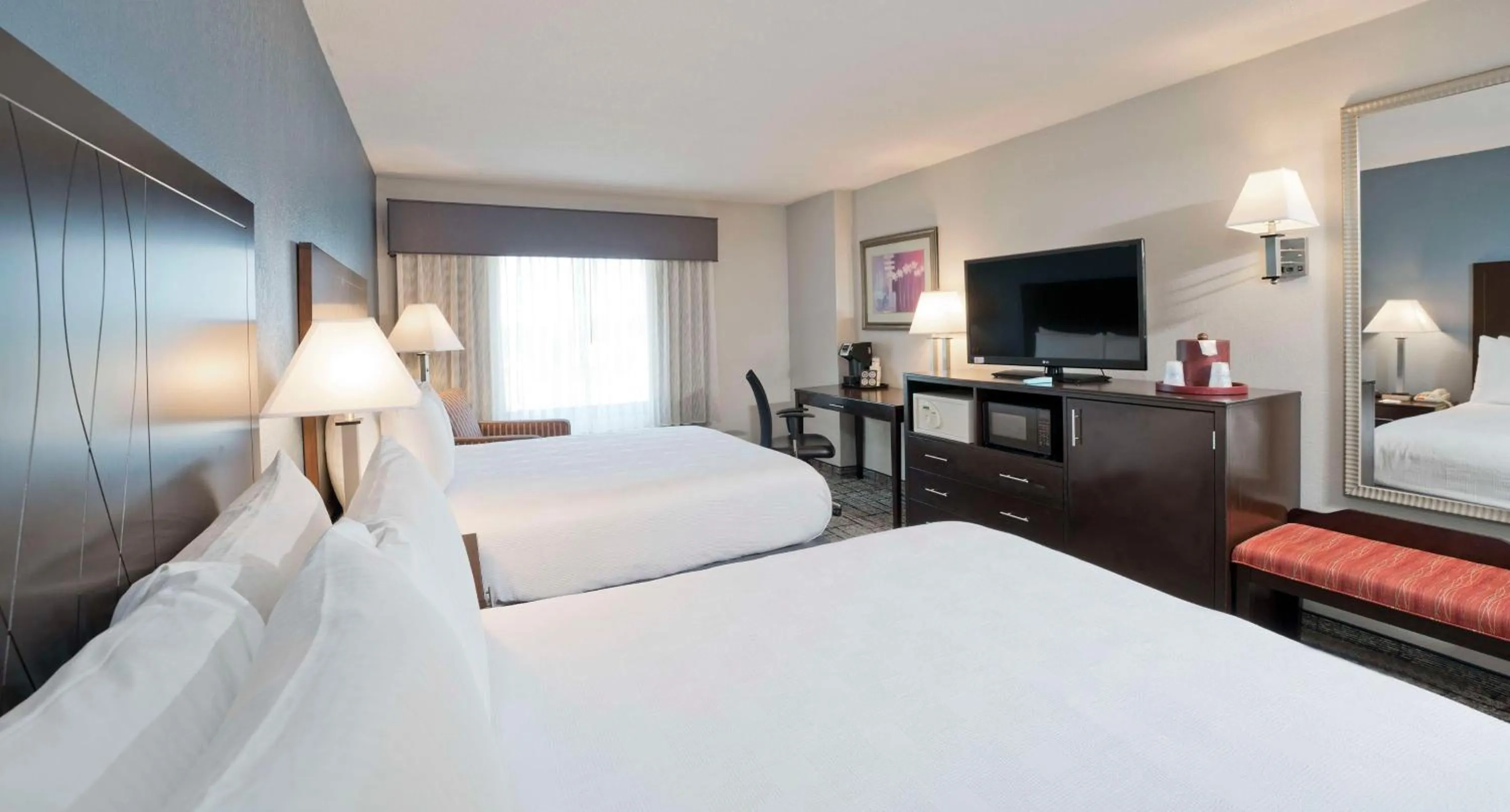 Bedroom, Bed in Best Western Plus Hotel & Conference Center