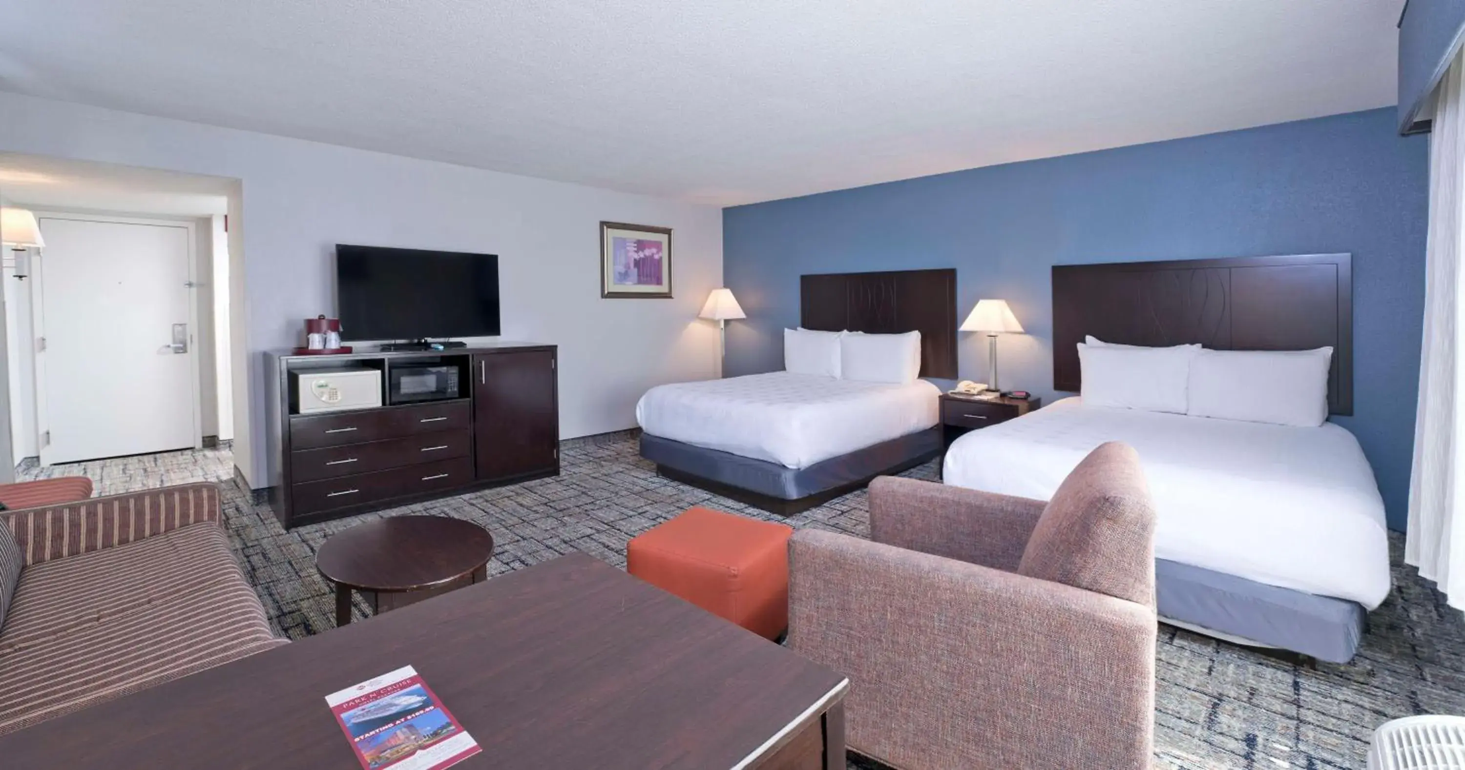 Bedroom, Bed in Best Western Plus Hotel & Conference Center Bedroom, Bed in Best Western Plus Hotel & Conference Center
