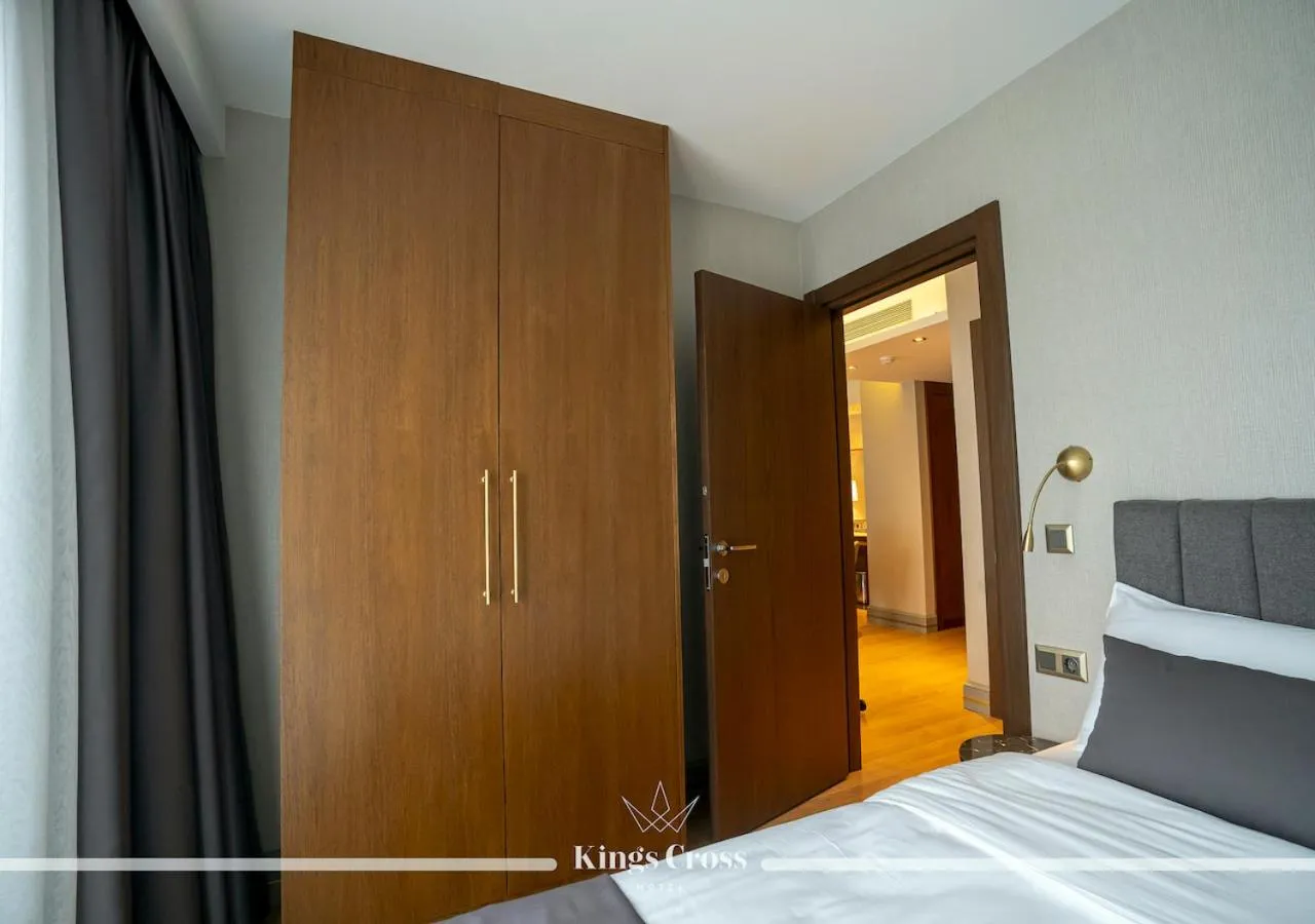 Bedroom, TV/Entertainment Center in Kings Cross Hotel Istanbul