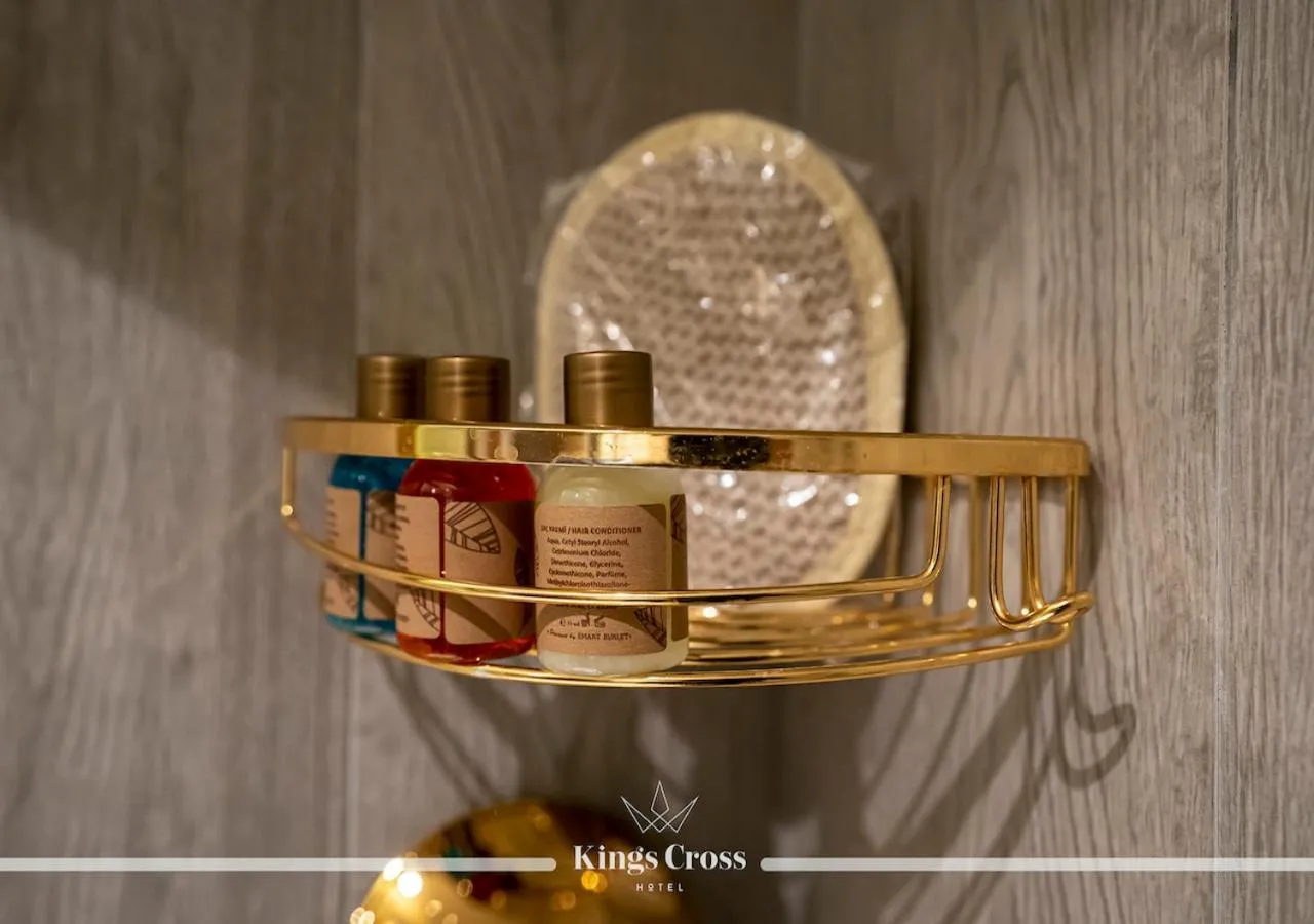 Shower in Kings Cross Hotel Istanbul