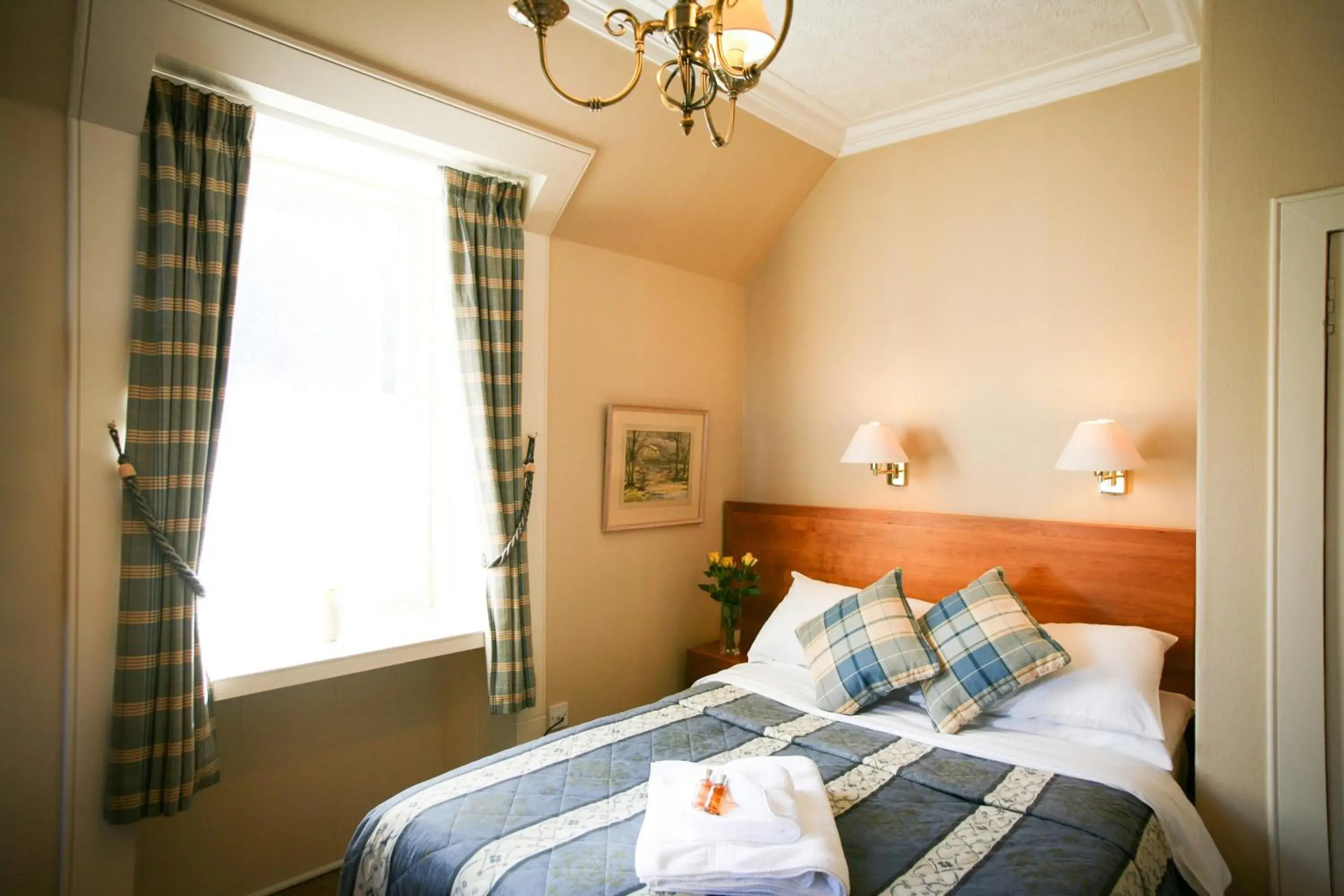 Bedroom, Bed in The Tomich Hotel Bedroom, Bed in The Tomich Hotel