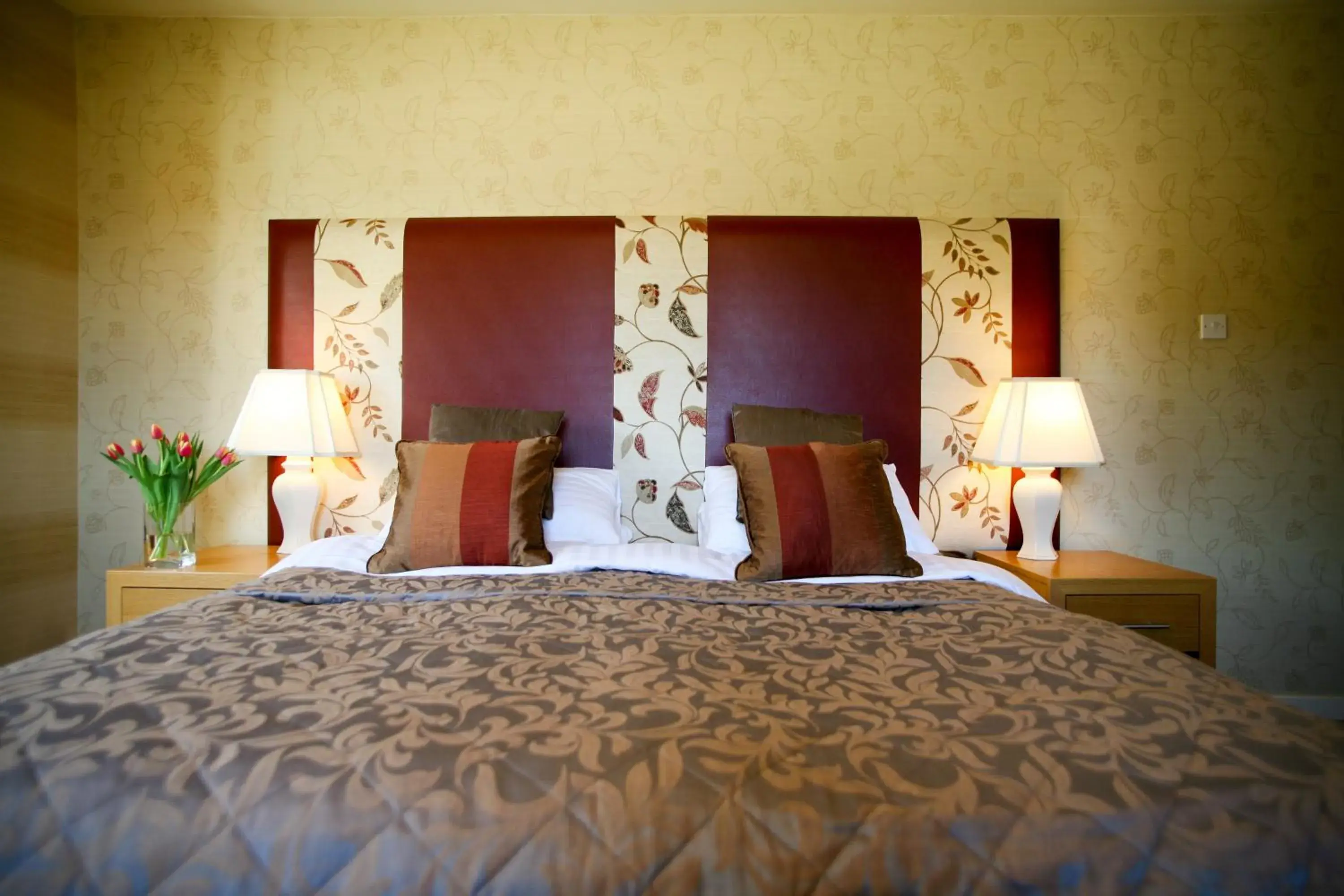 Bedroom, Bed in The Tomich Hotel Bedroom, Bed in The Tomich Hotel