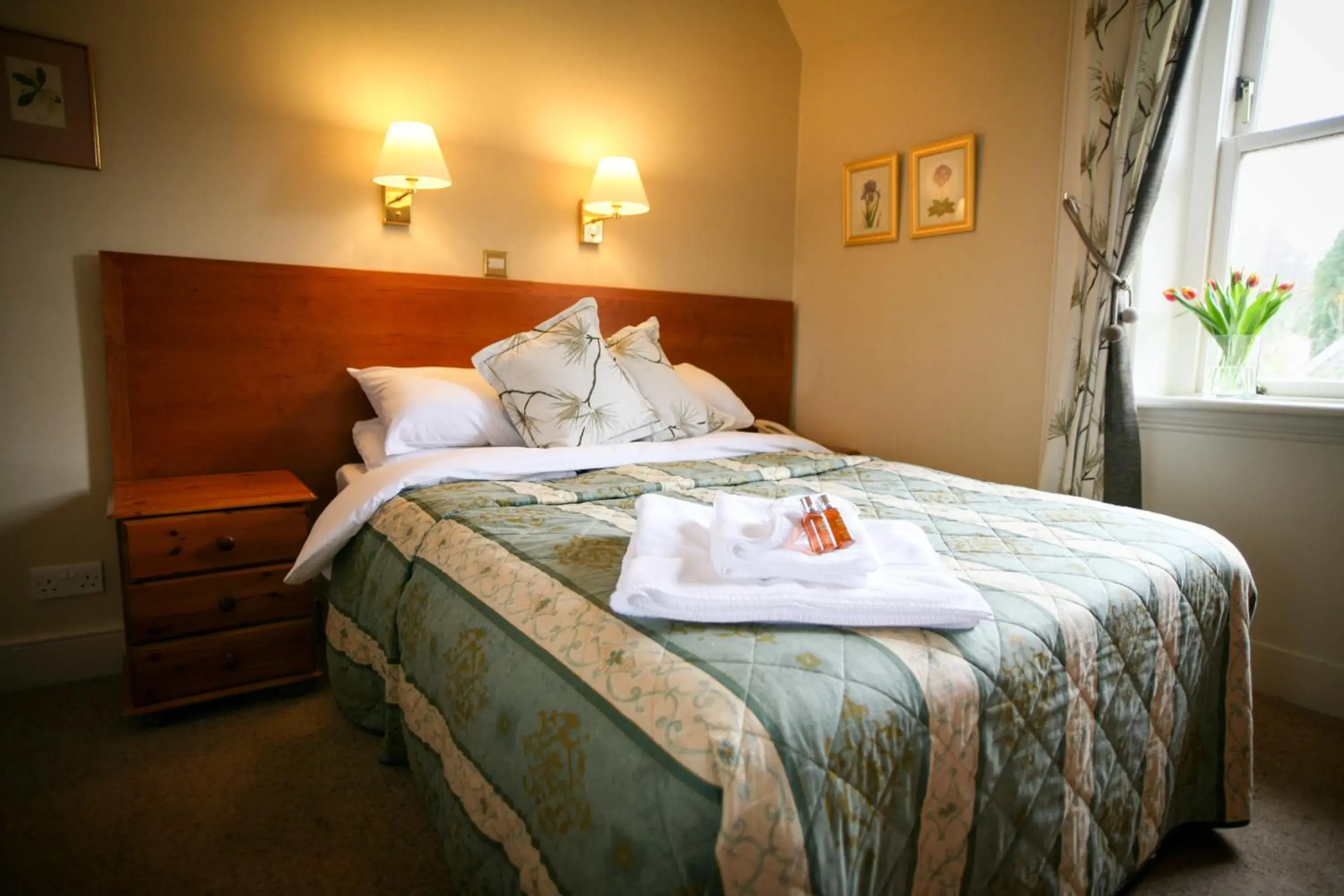Bedroom, Bed in The Tomich Hotel Bedroom, Bed in The Tomich Hotel