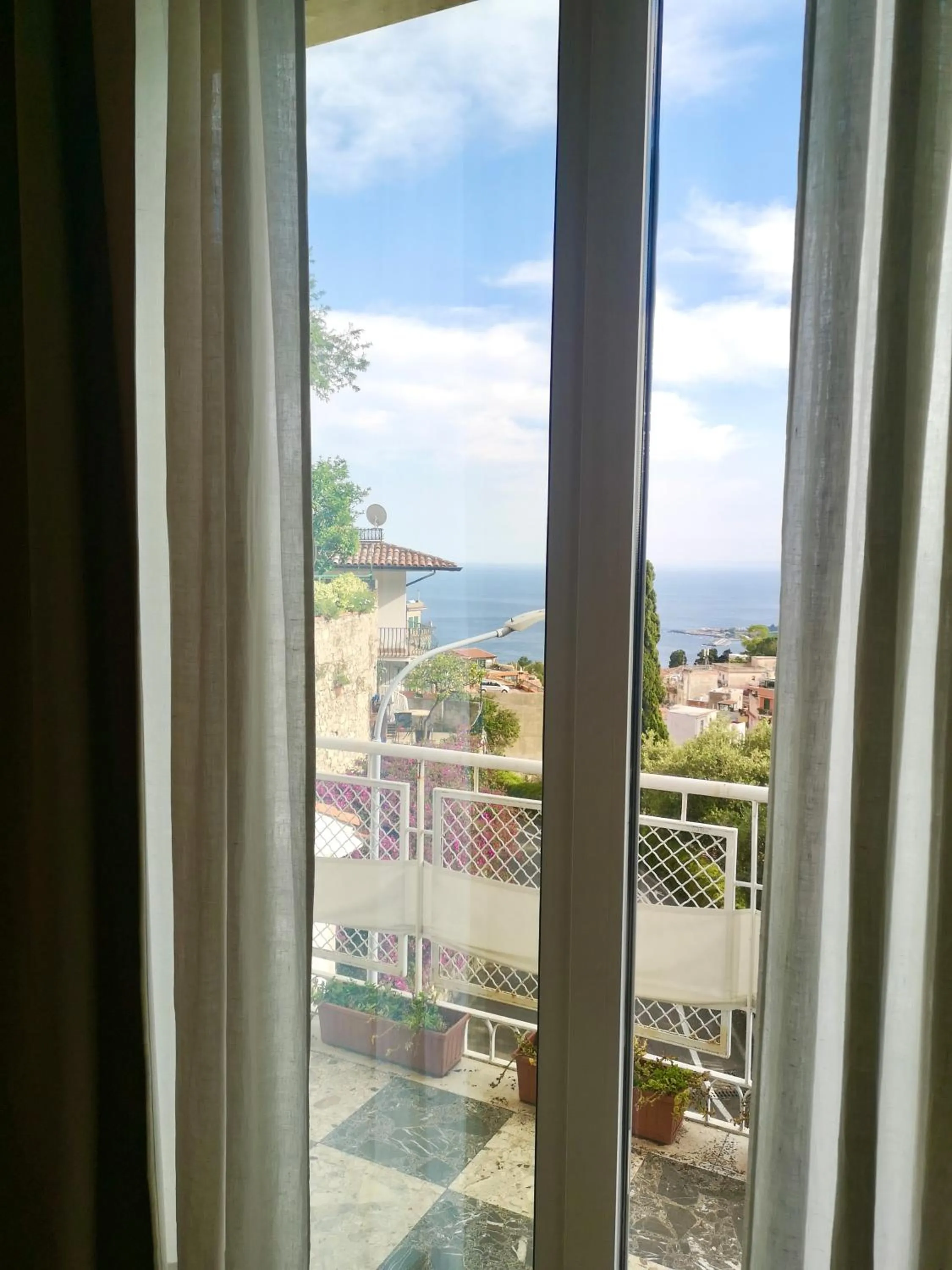 Sea view in Villa Giannina B&B