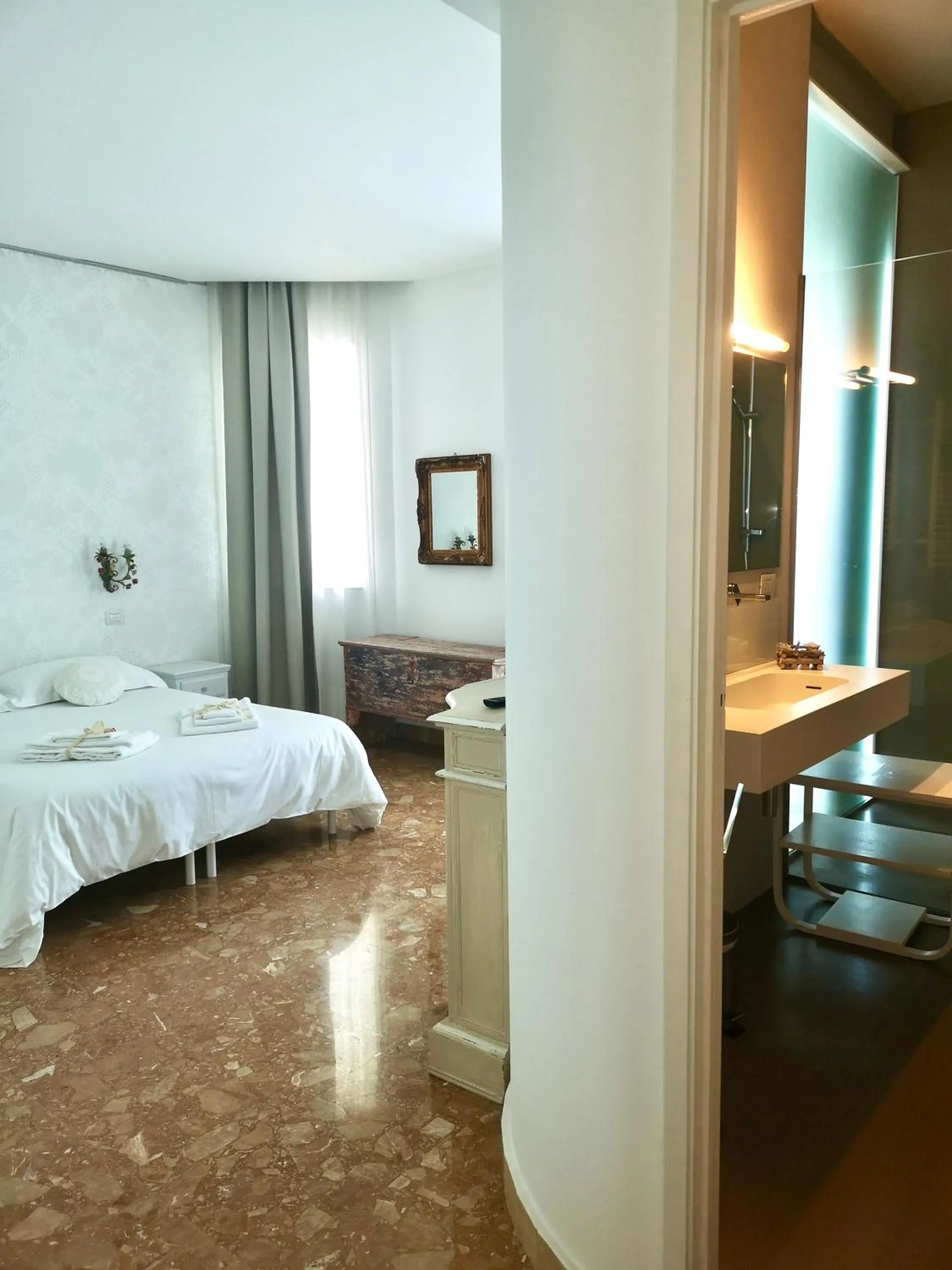 Photo of the whole room, Bed in Villa Giannina B&B