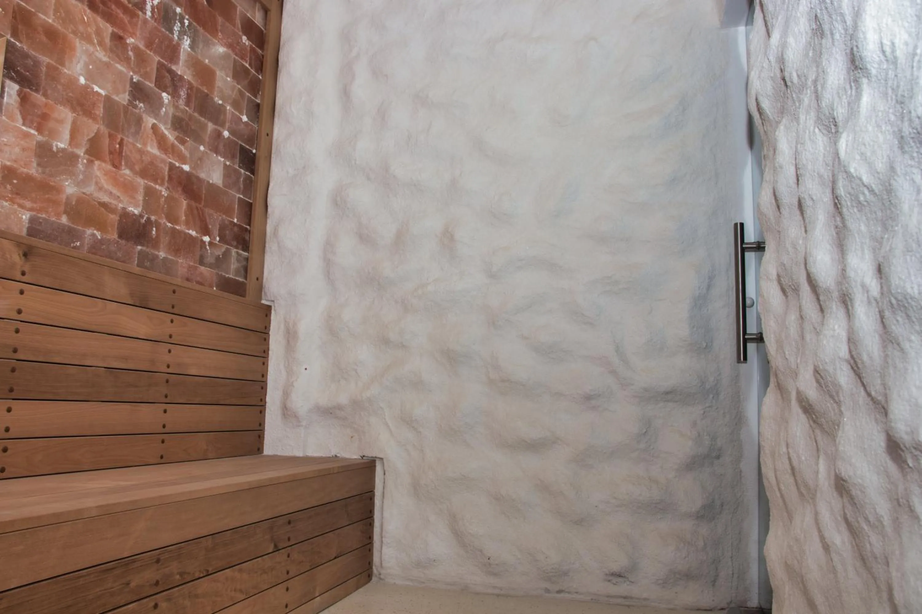 Spa and wellness centre/facilities in Balneo and SPA Complex MINERAL YAGODA