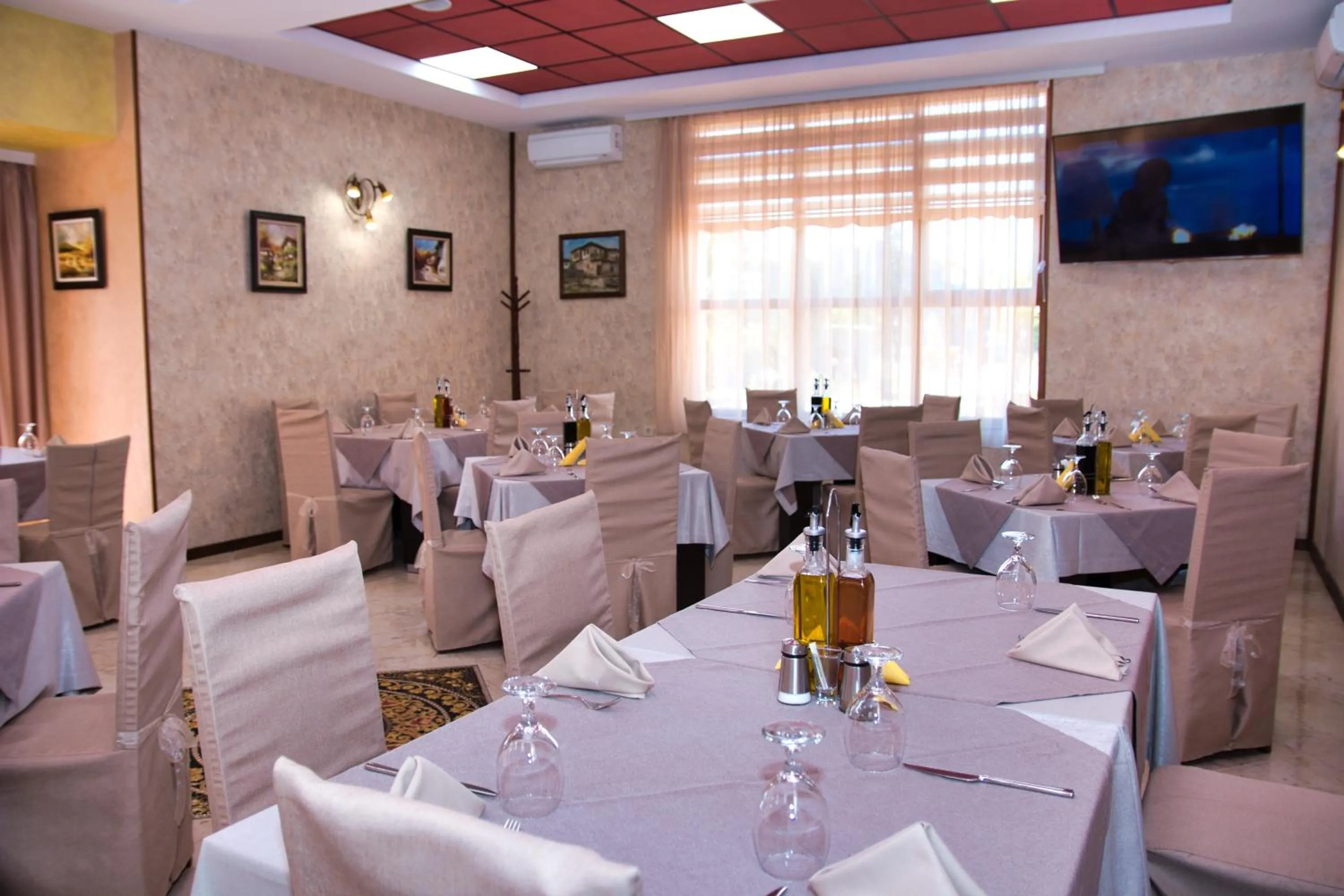 Restaurant/places to eat in Balneo and SPA Complex MINERAL YAGODA