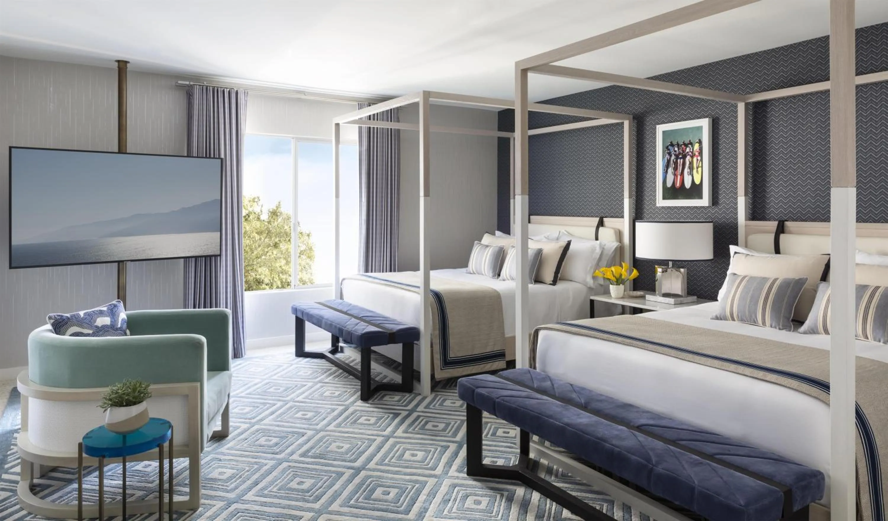 Bed in Oceana Santa Monica, LXR Hotels & Resorts