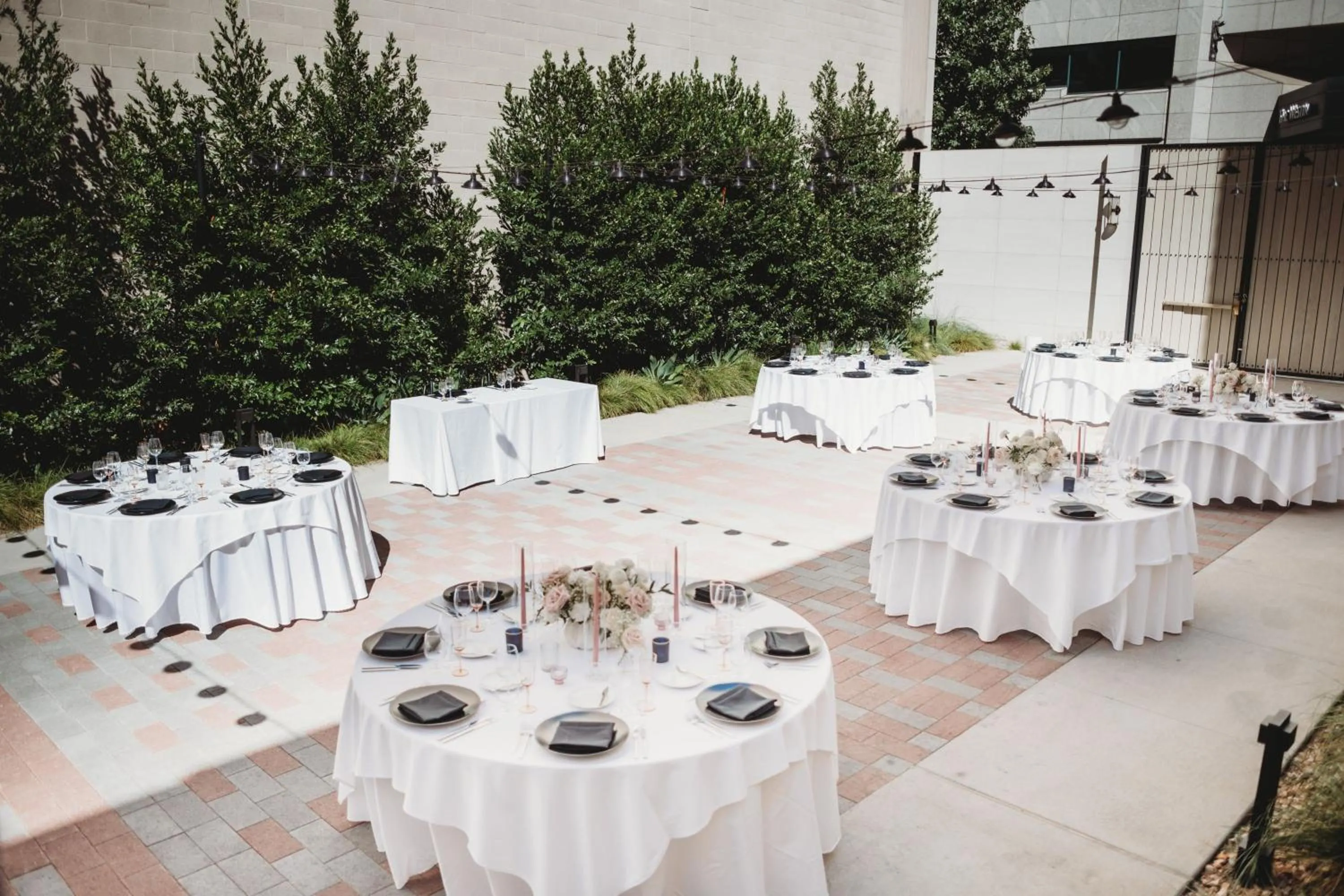 Lobby or reception in The Guild Hotel, San Diego Downtown, a Marriott Tribute Portfolio Hotel